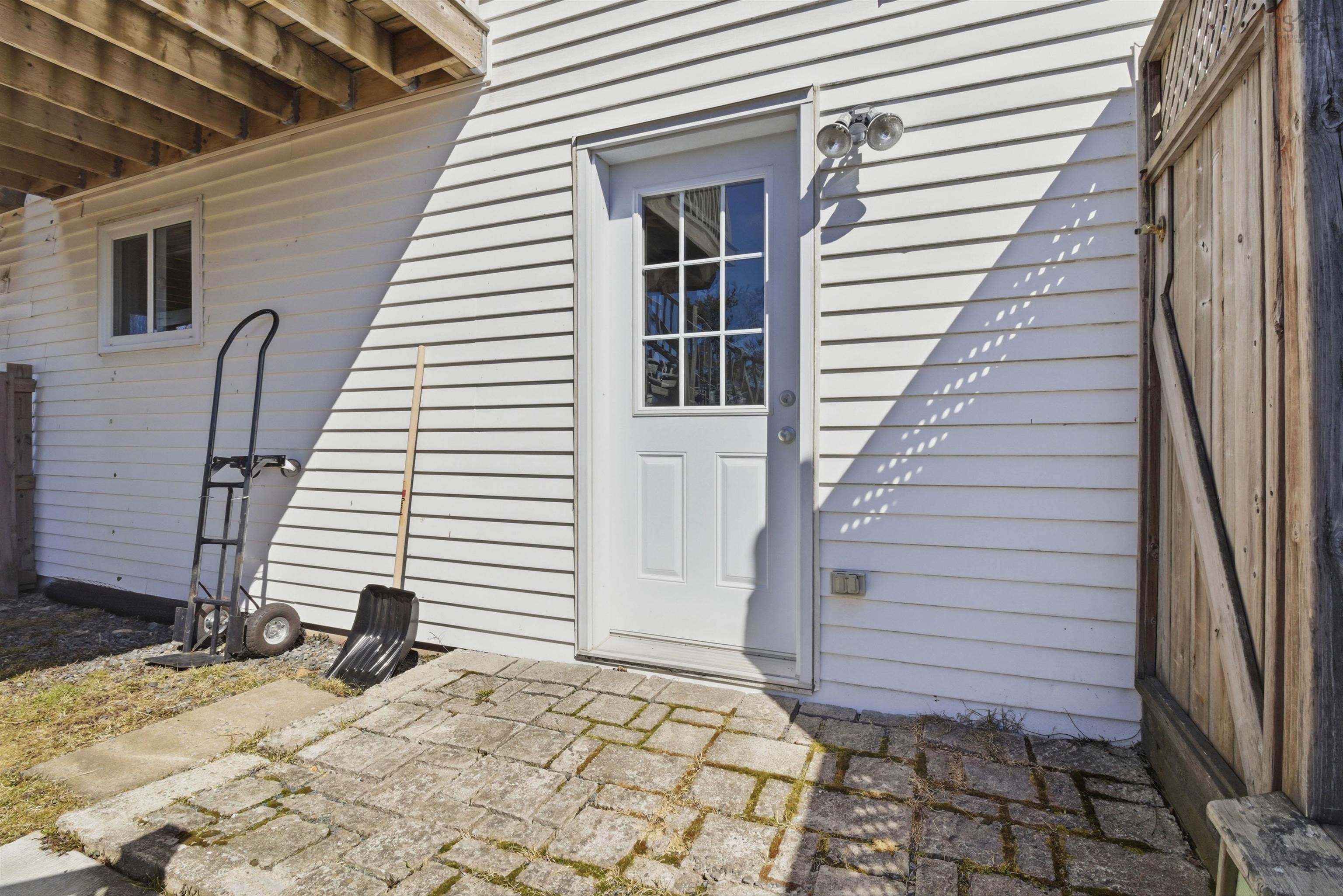 View image 32