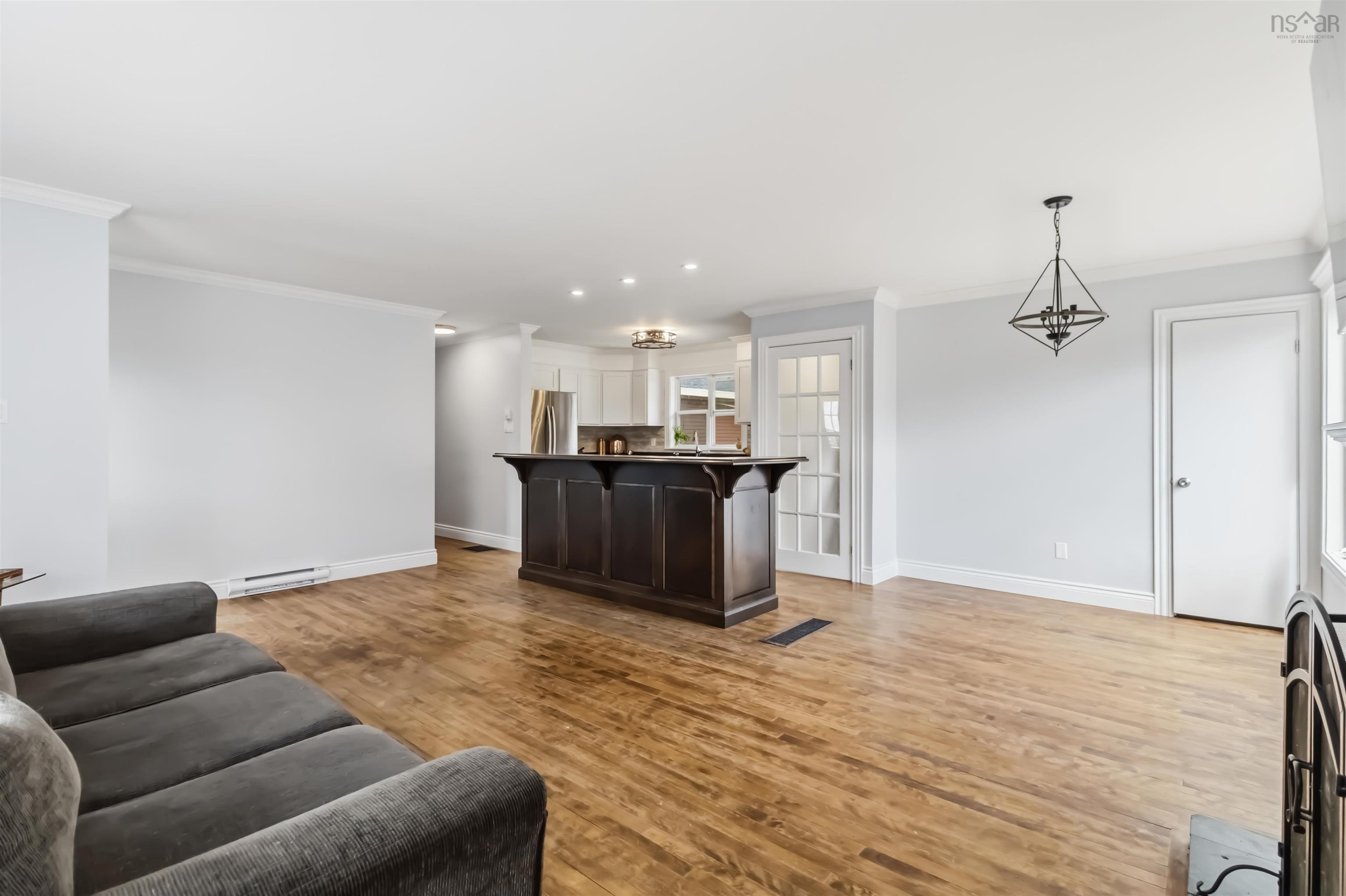 View image 10