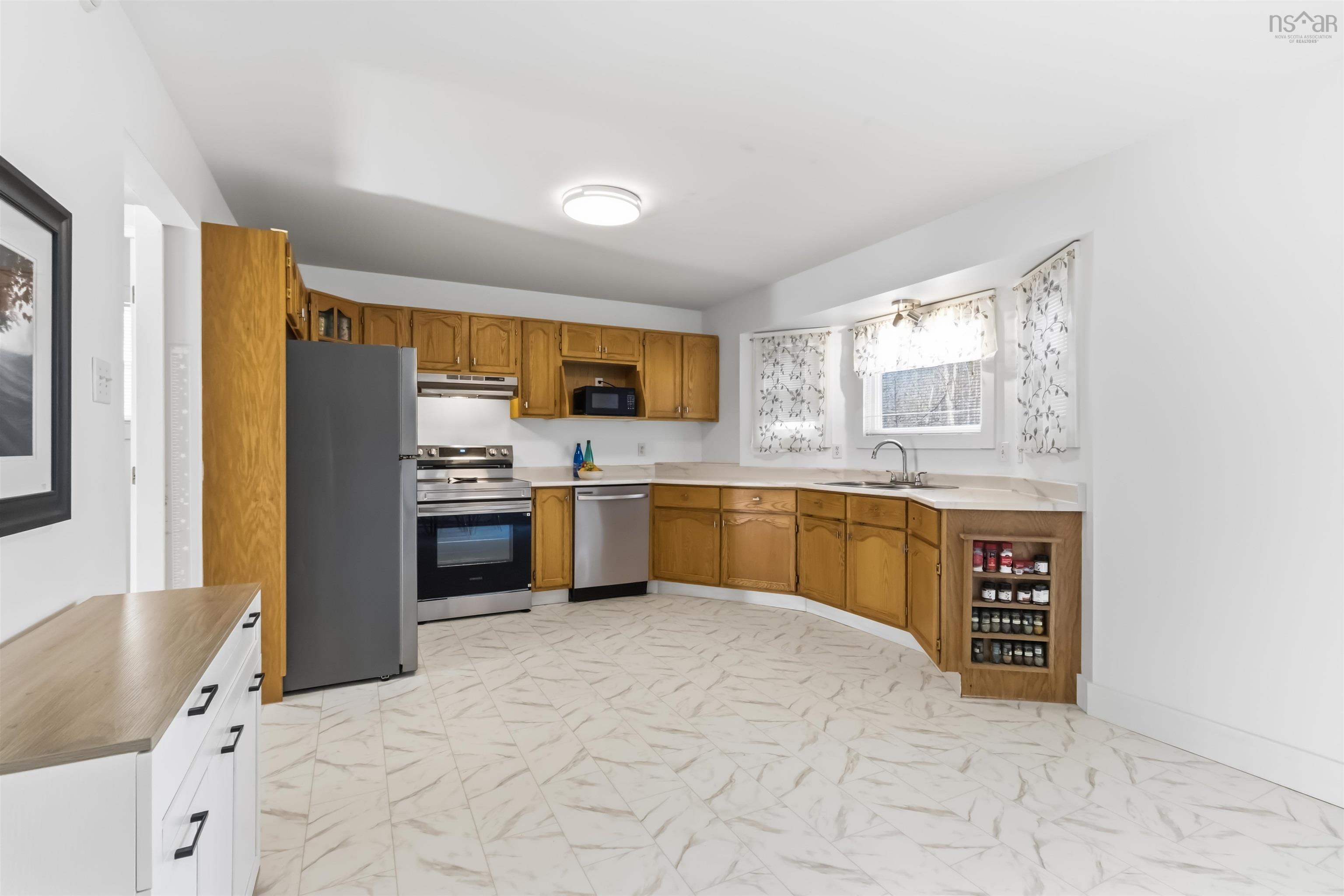 View image 12