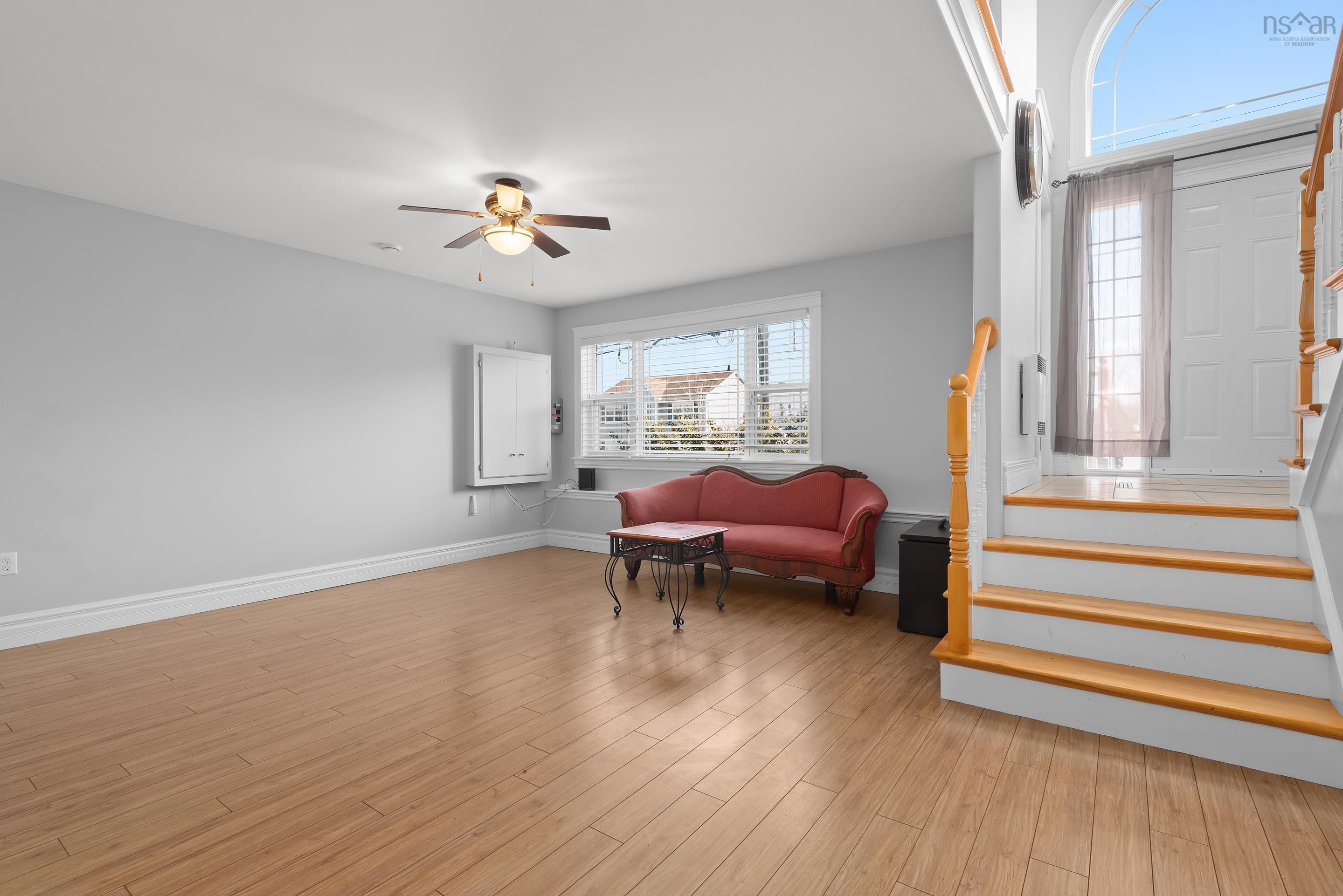 View image 12