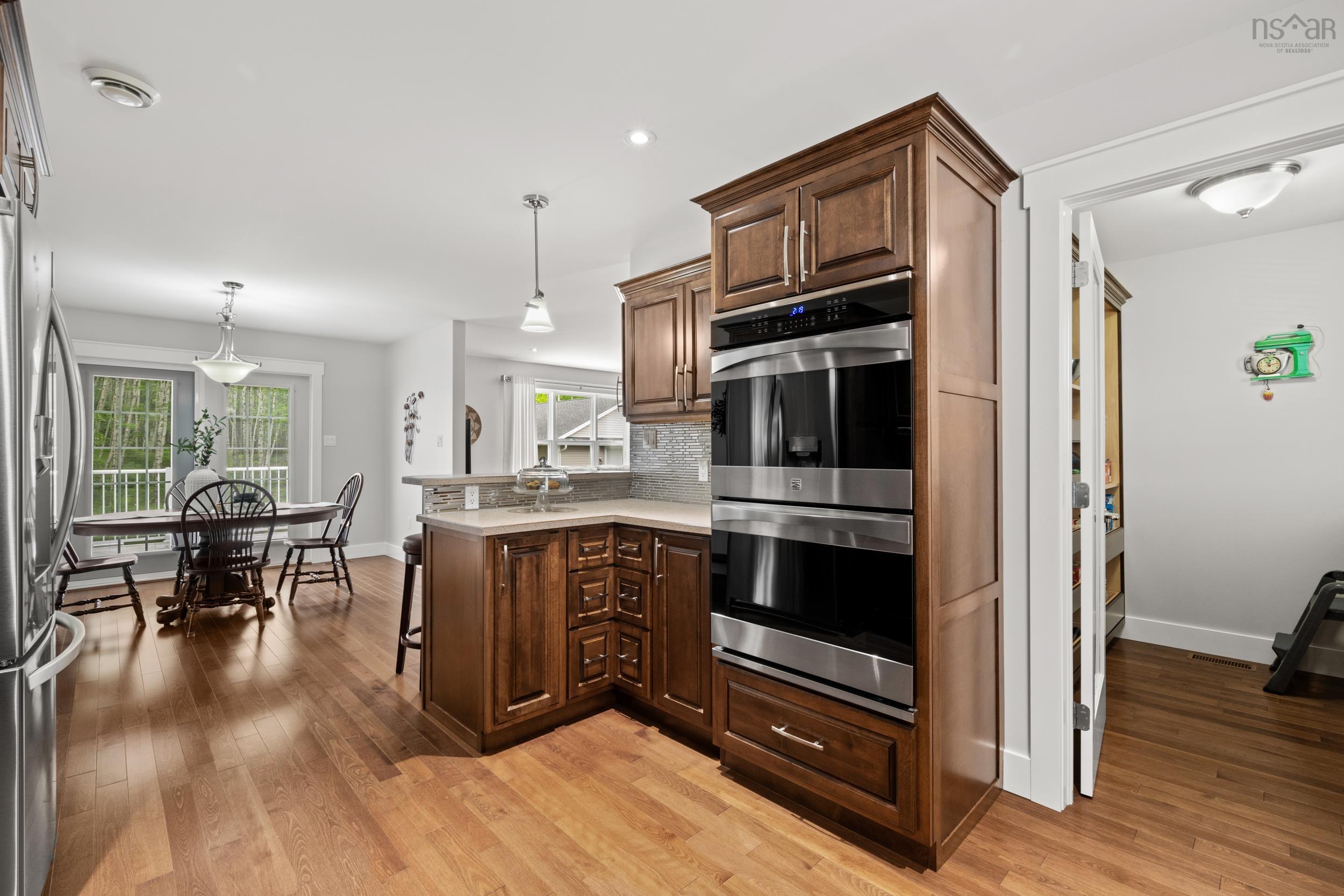 View image 18