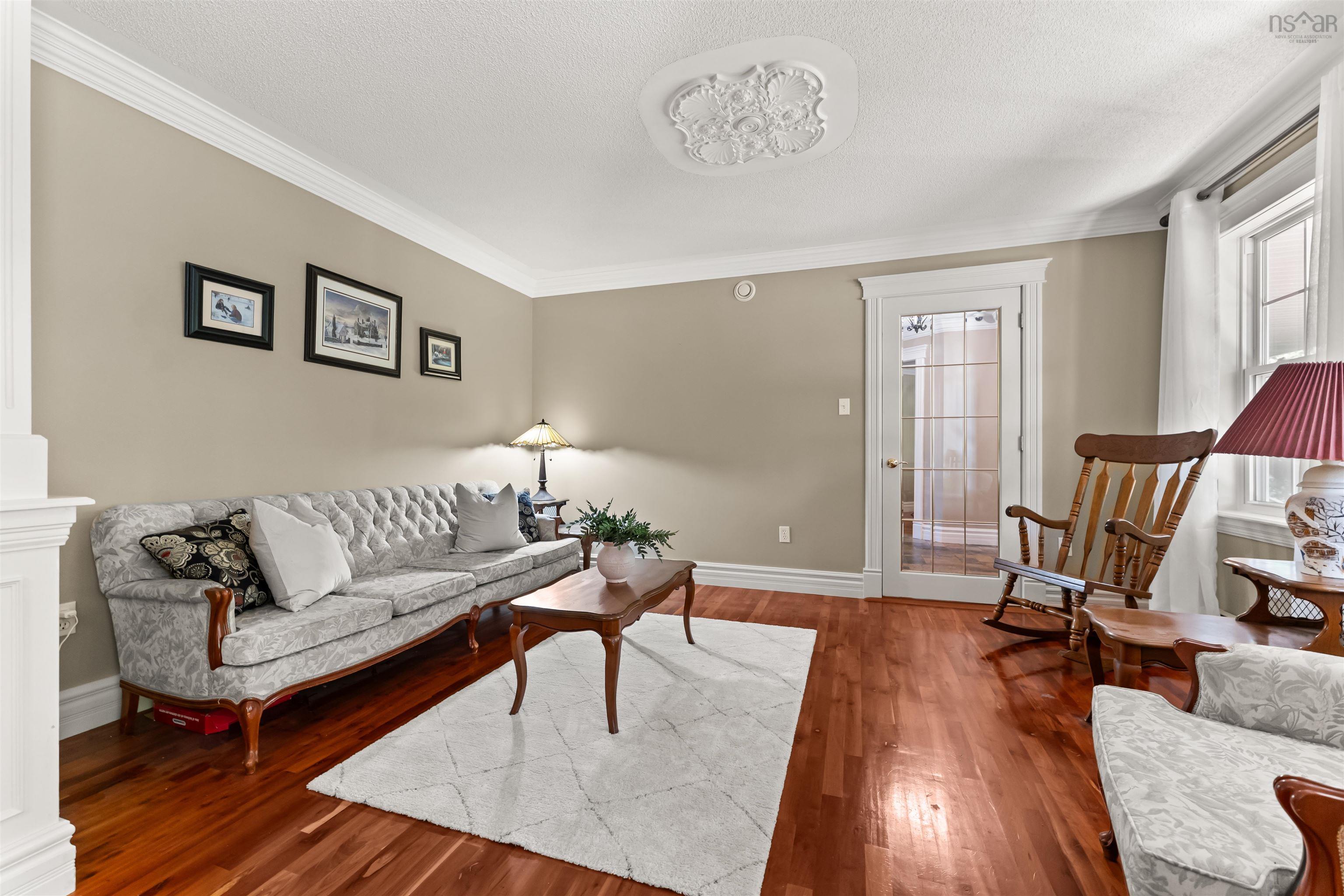 View image 17