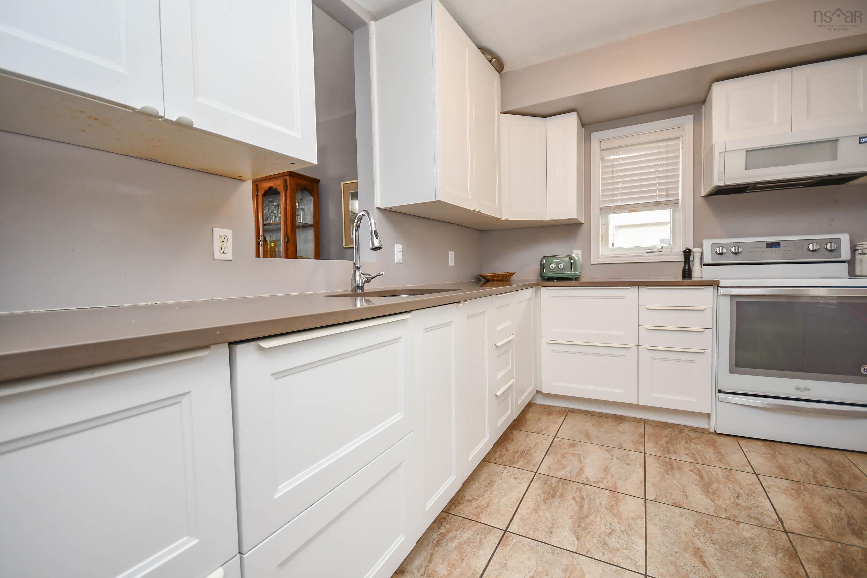 View image 11