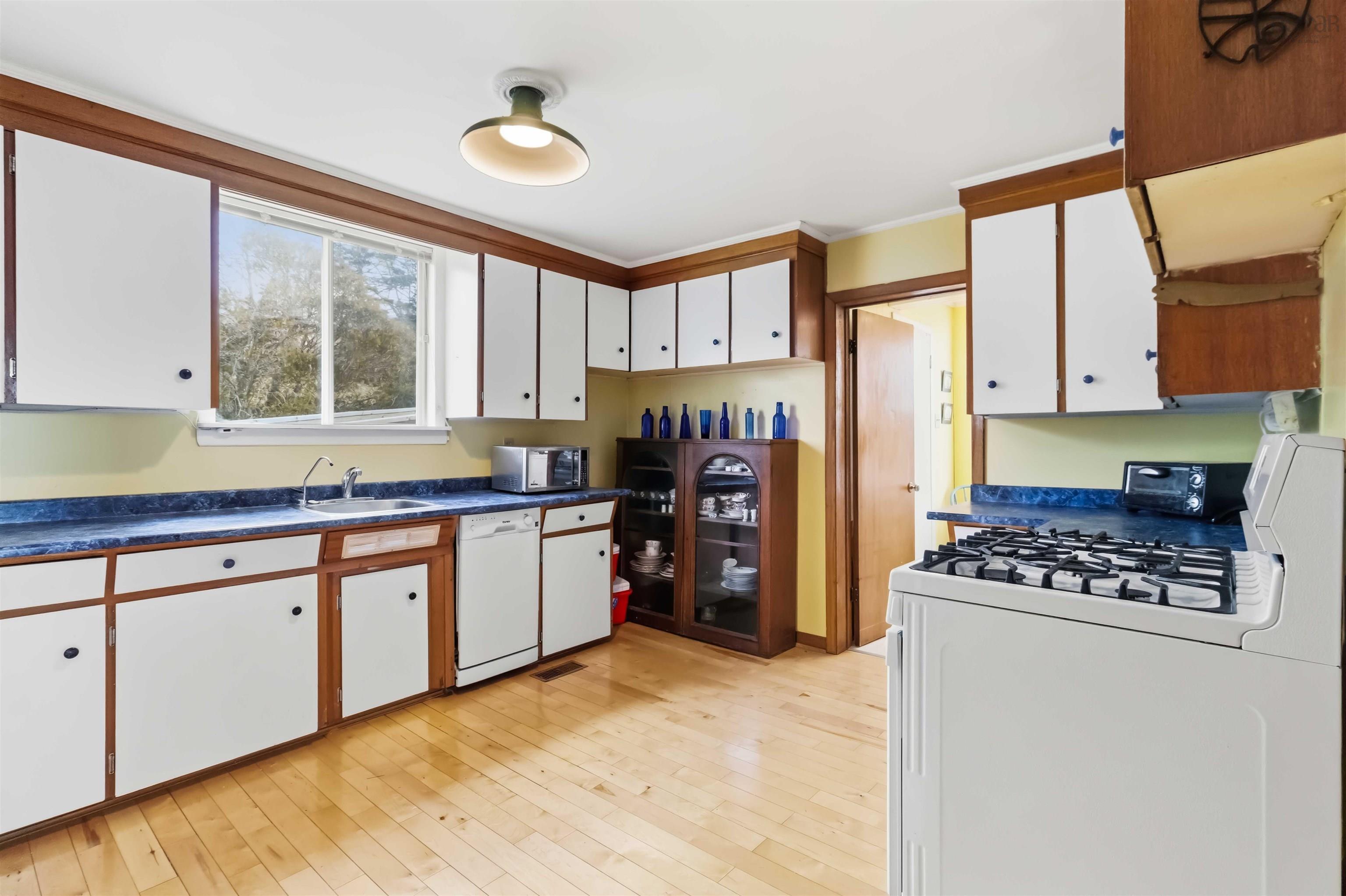 View image 13