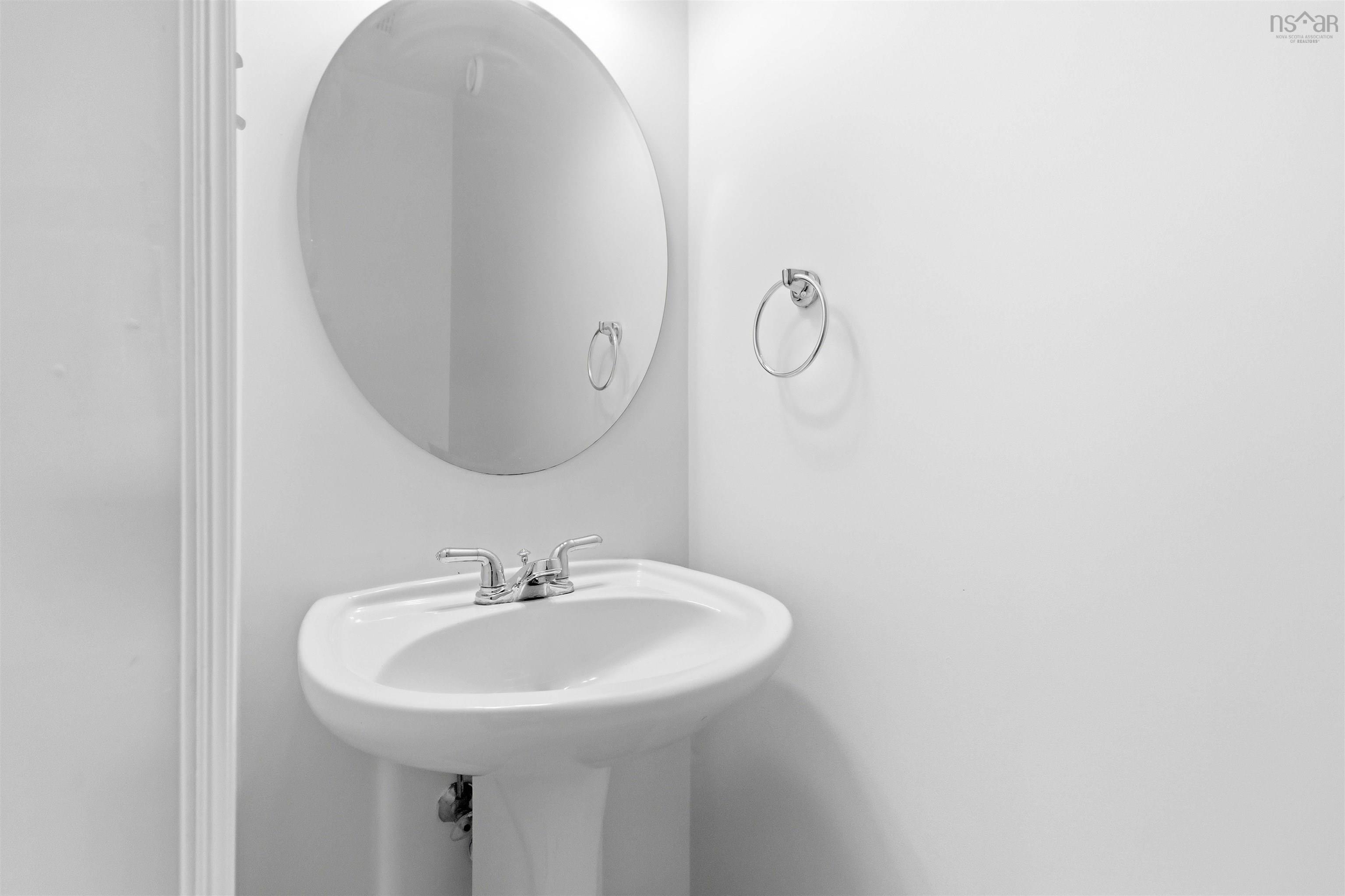 Thumbnail image for 24 KING Street MLS<sup>®</sup> 202606945