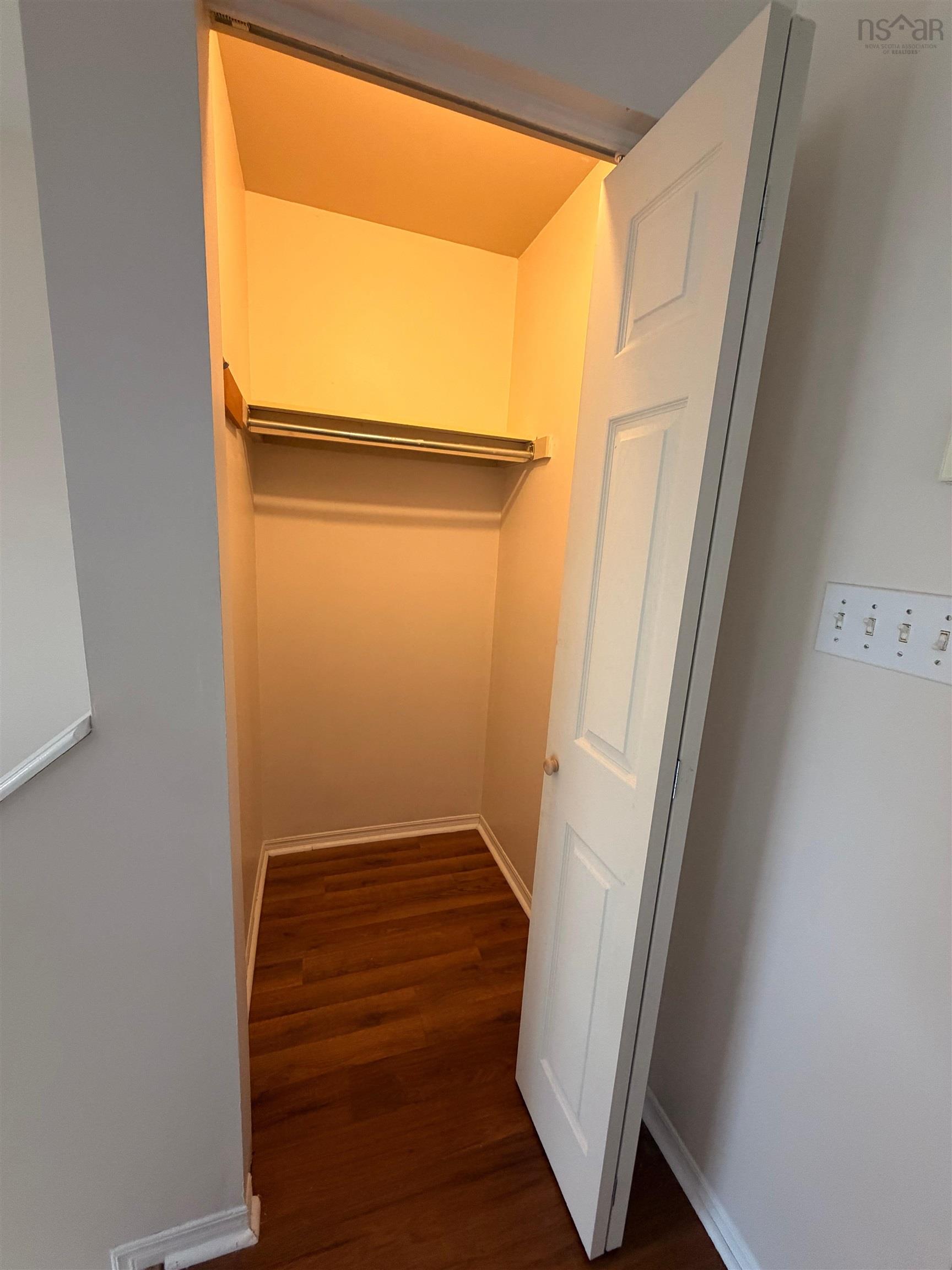 View image 12