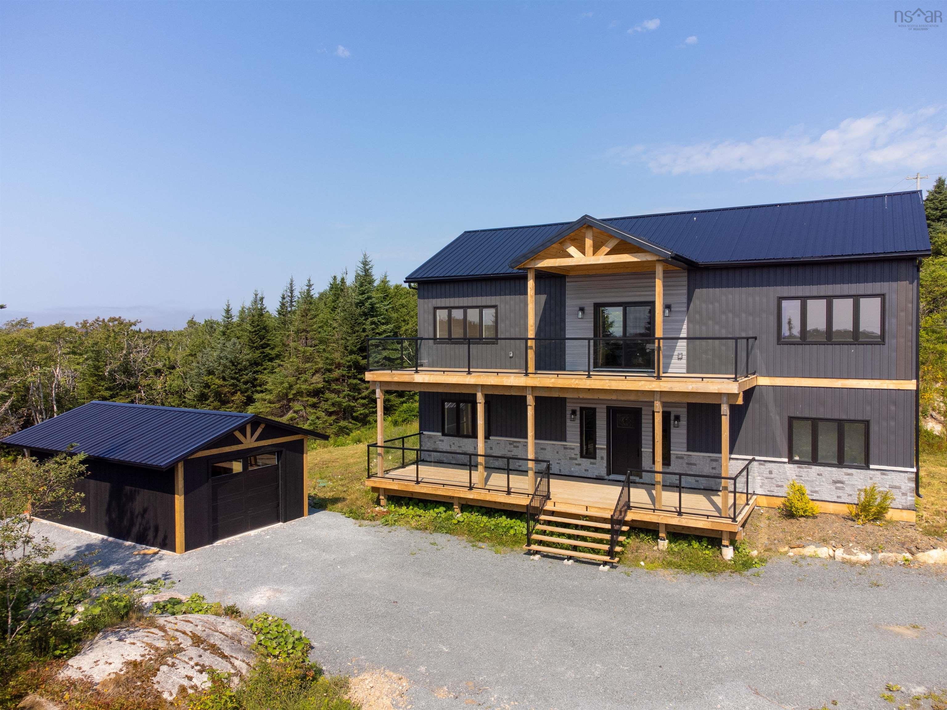 Thumbnail image for 1605 Terence Bay Road MLS<sup>®</sup> 202606986
