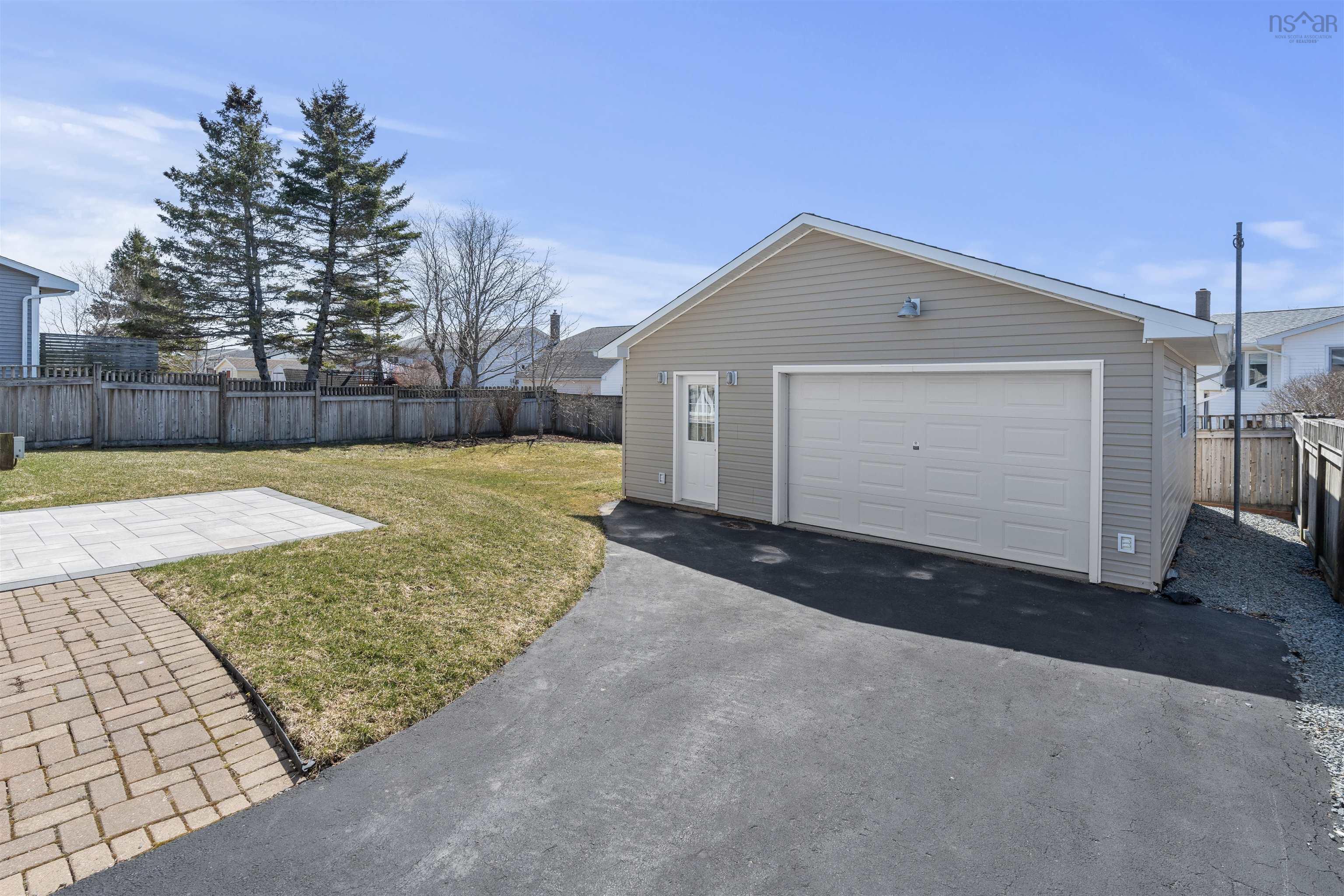 Thumbnail image for 80 Wexford Road MLS<sup>®</sup> 202606990