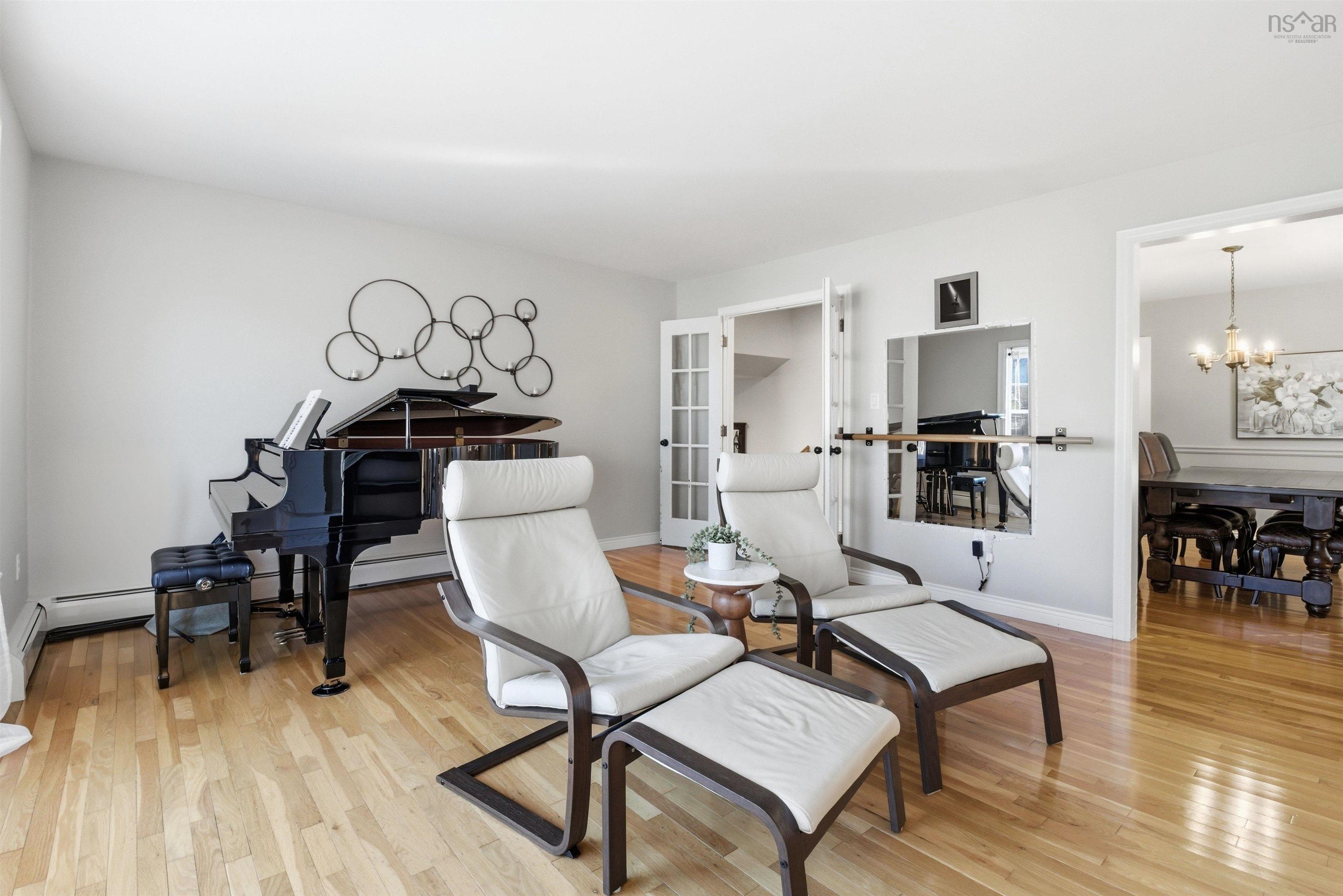 View image 12