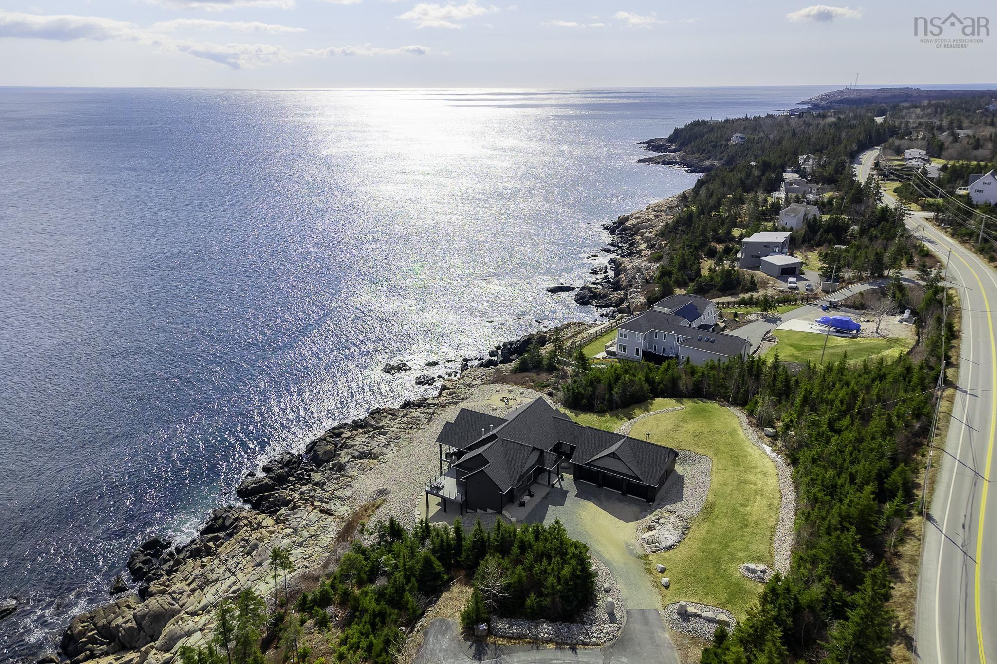 Thumbnail image for 520 KETCH HARBOUR Road MLS<sup>®</sup> 202607061