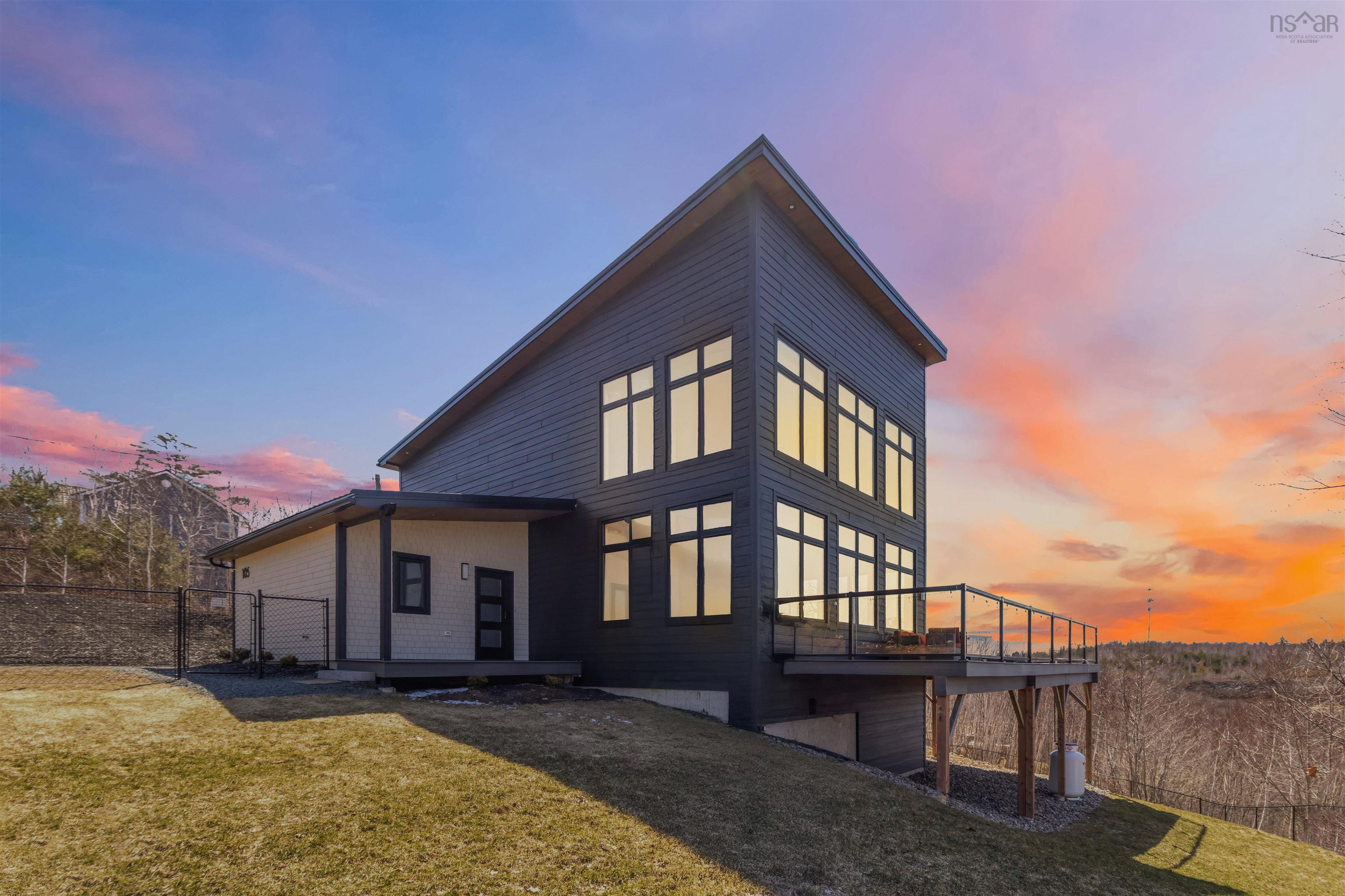 Thumbnail image for 105 Janda Crescent MLS<sup>®</sup> 202607071