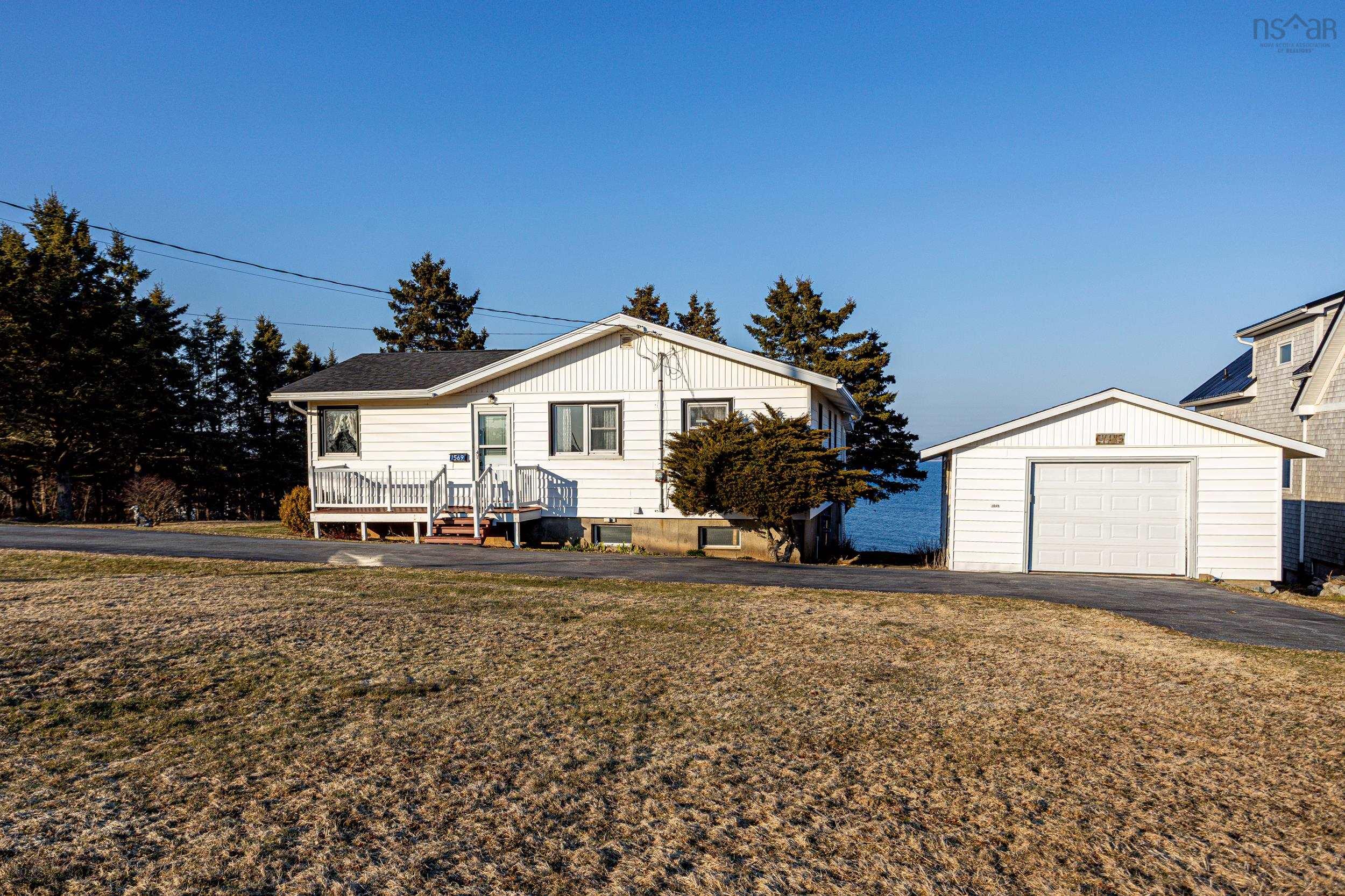 Thumbnail image for 1569 Cow Bay Road MLS<sup>®</sup> 202607098