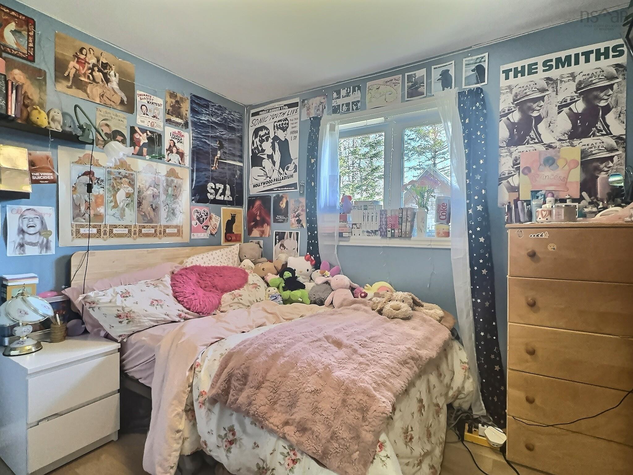 View image 12
