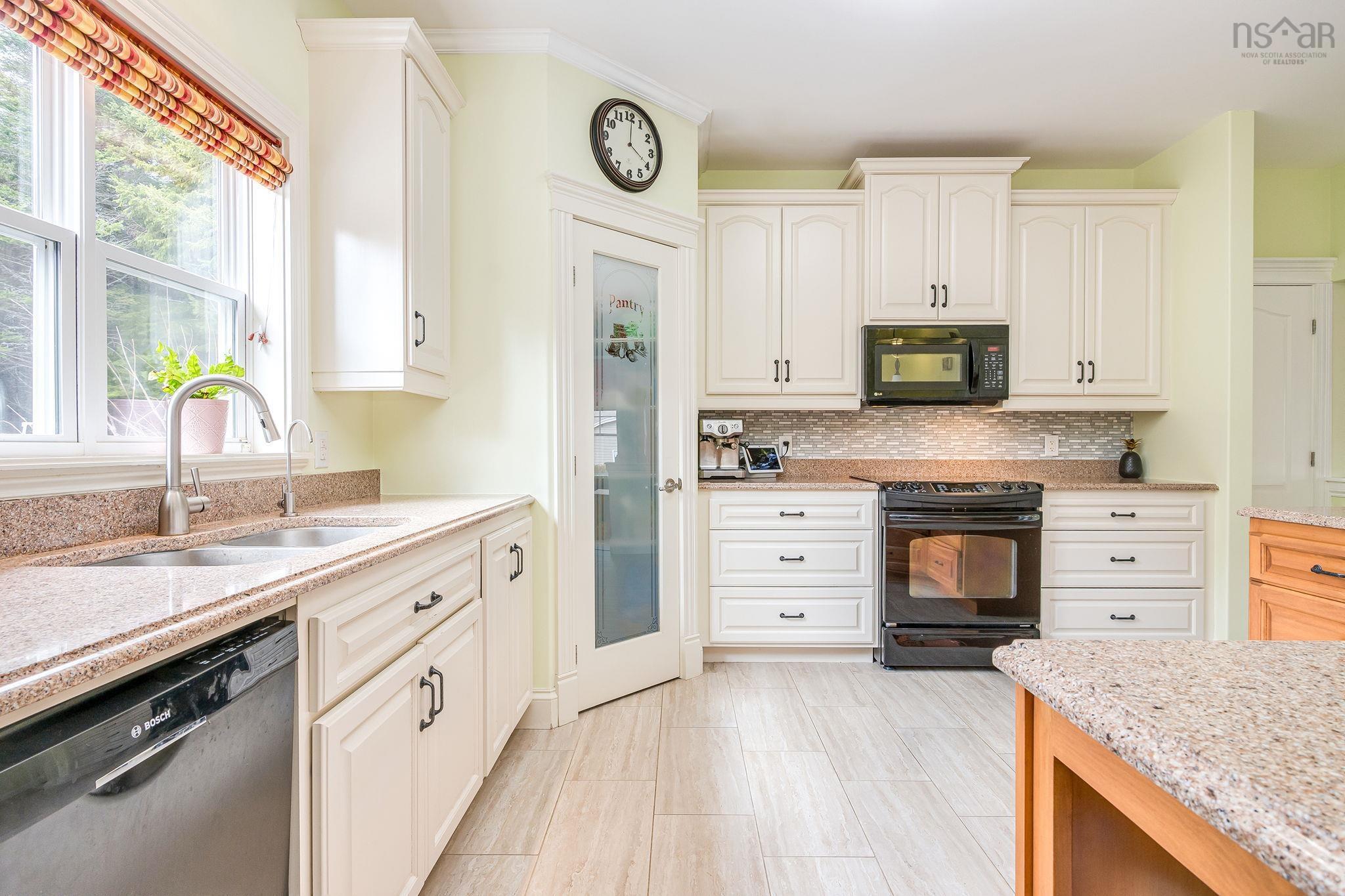 Thumbnail image for 86 Sloane Court MLS<sup>®</sup> 202607125