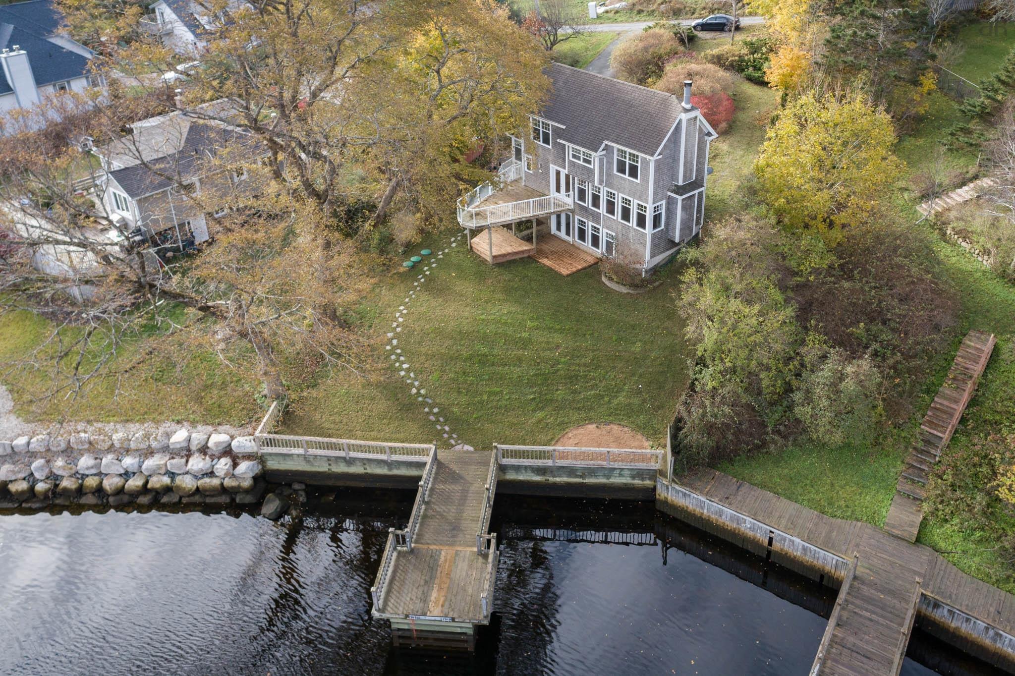 Main image for 10 Schooner Cove Road