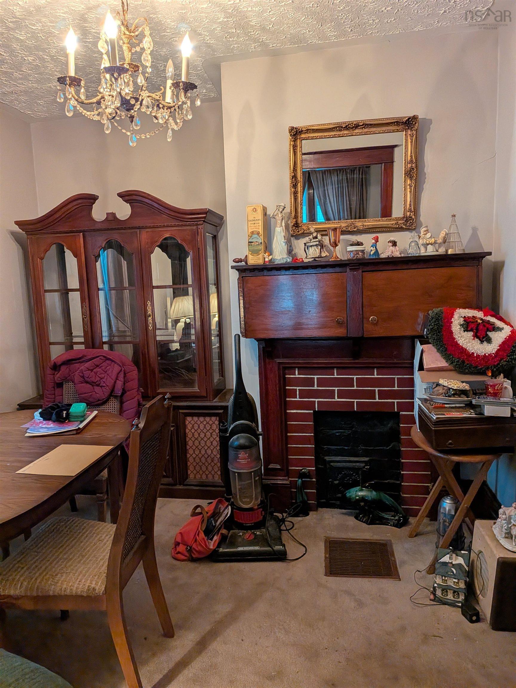 Thumbnail image for 5655 MACARA Street N MLS<sup>®</sup> 202607170