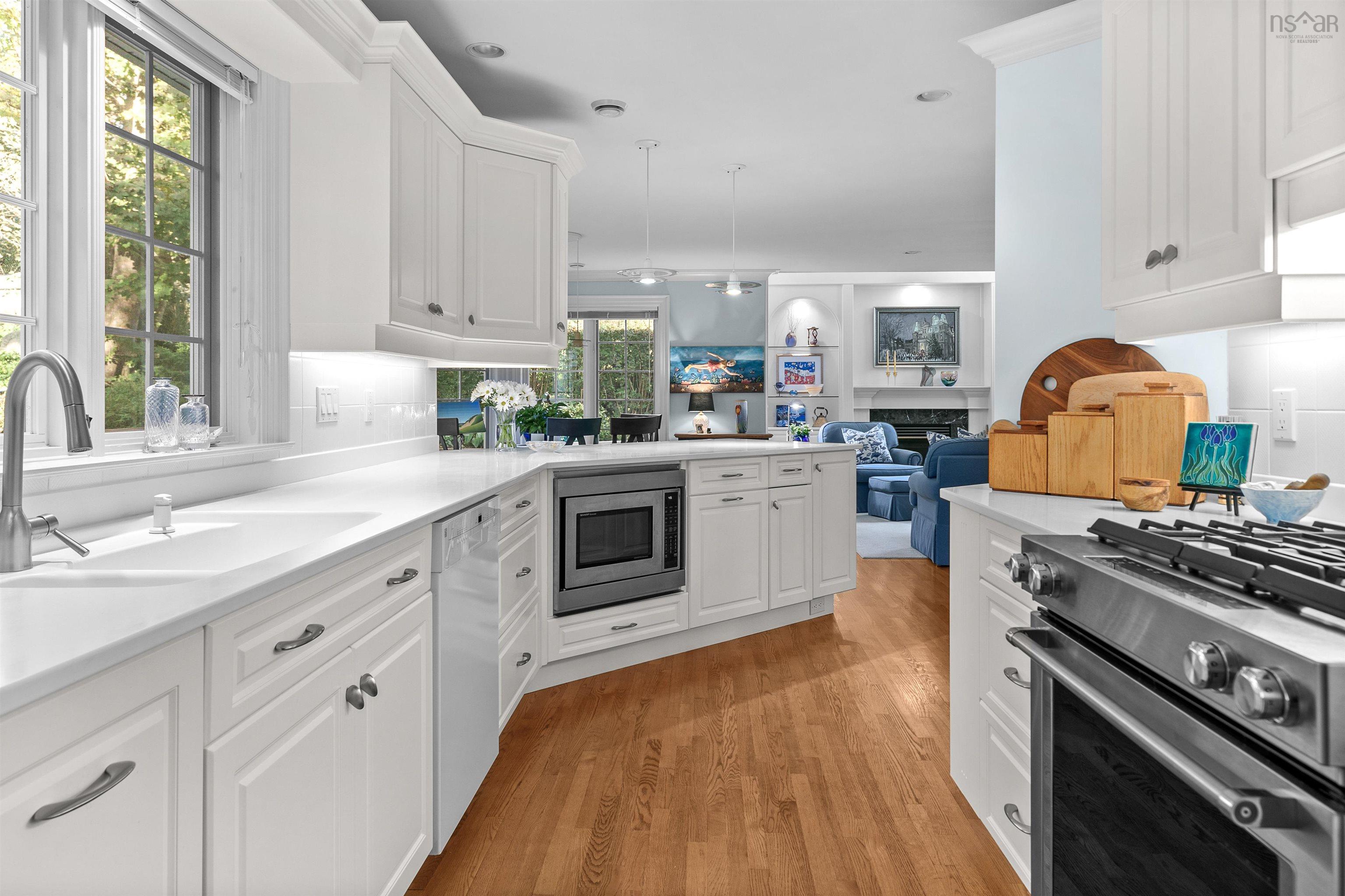 View image 12