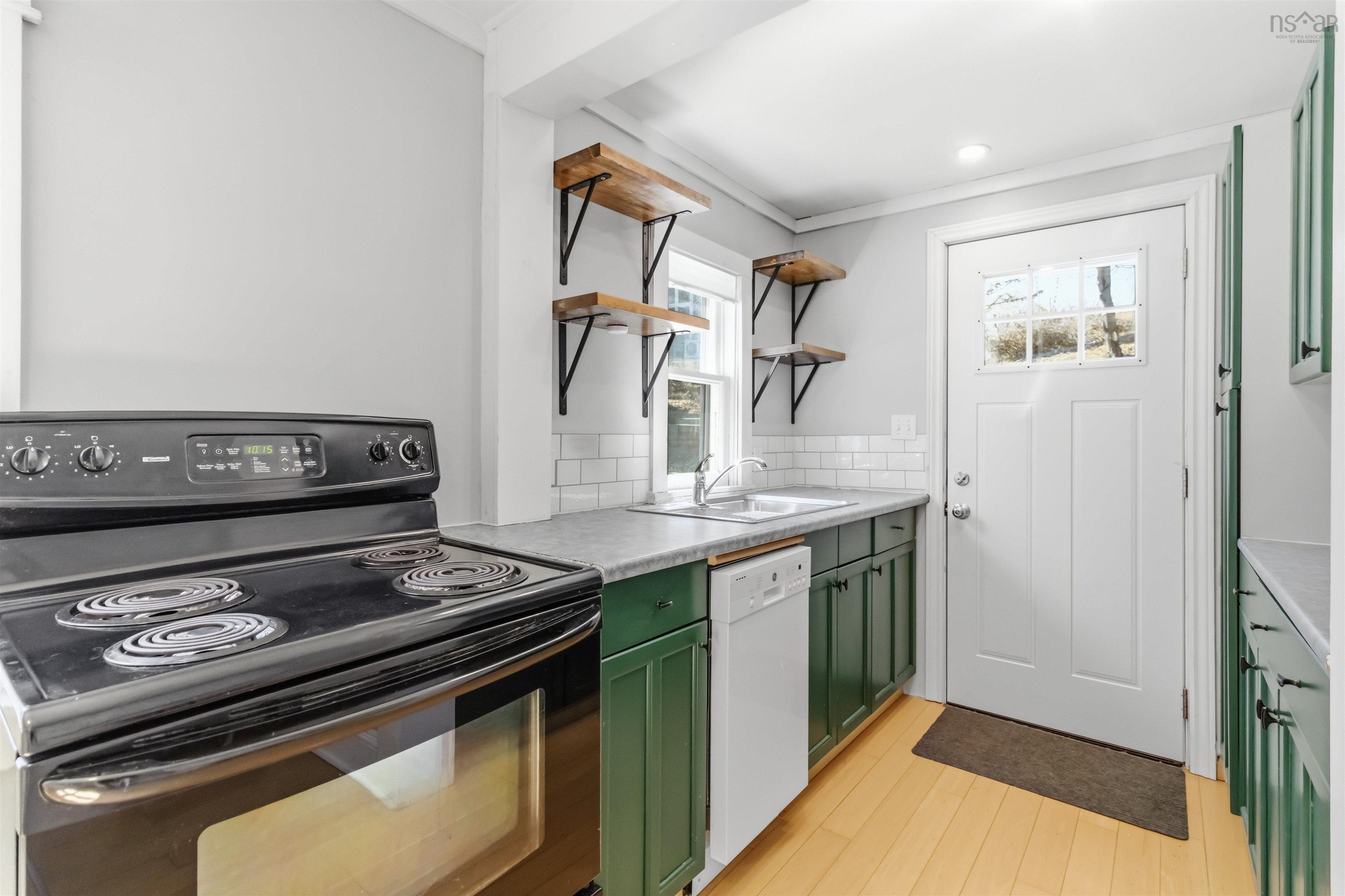 Thumbnail image for 16 Cottage Road MLS<sup>®</sup> 202607208