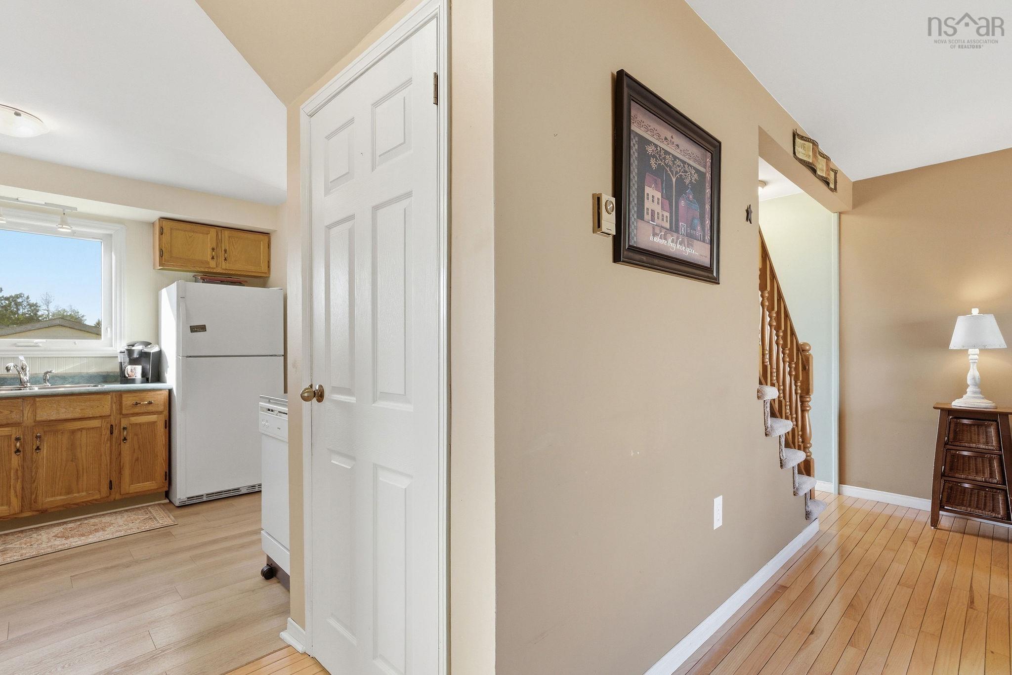 View image 18