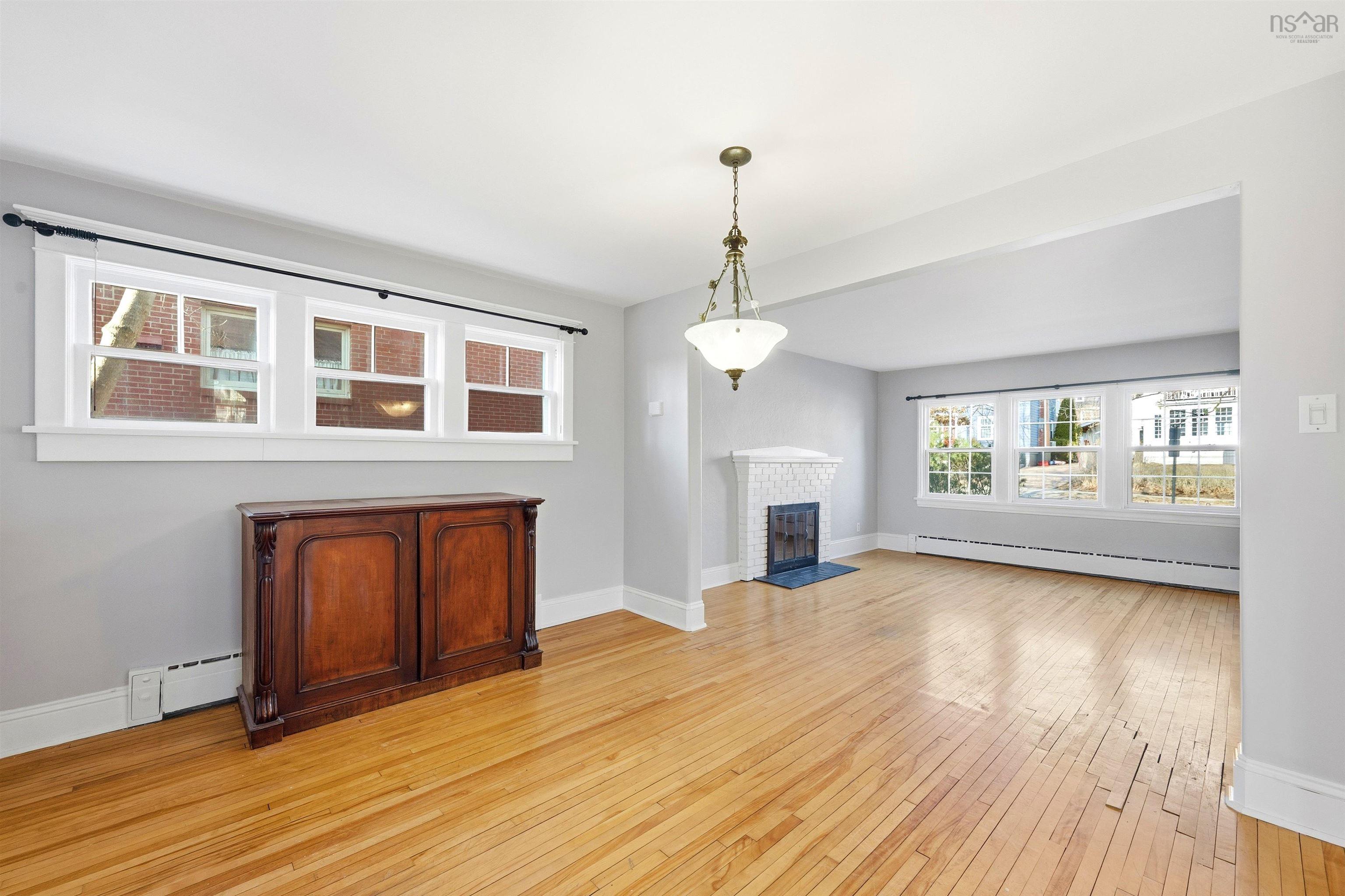 View image 10