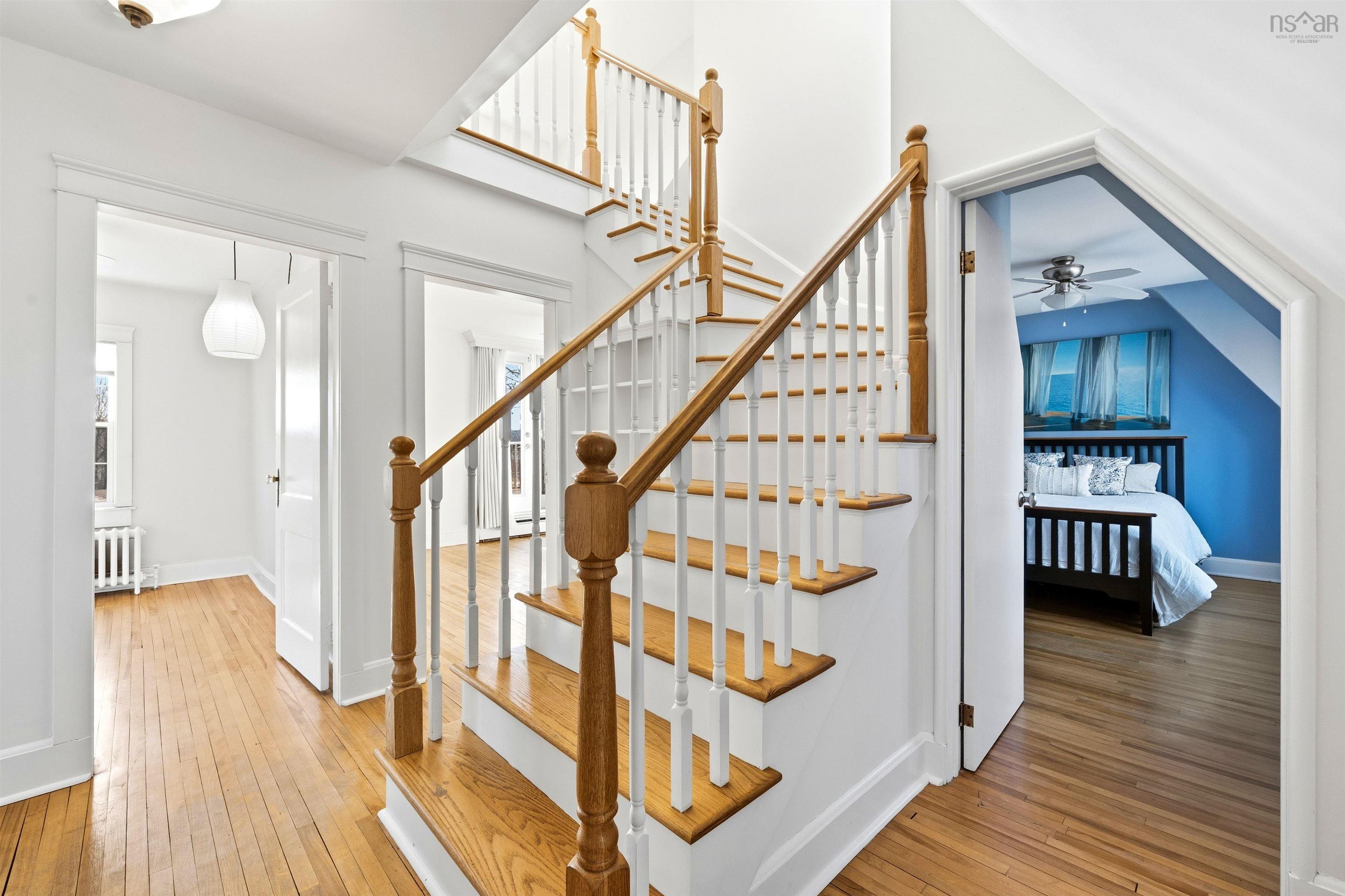 View image 19