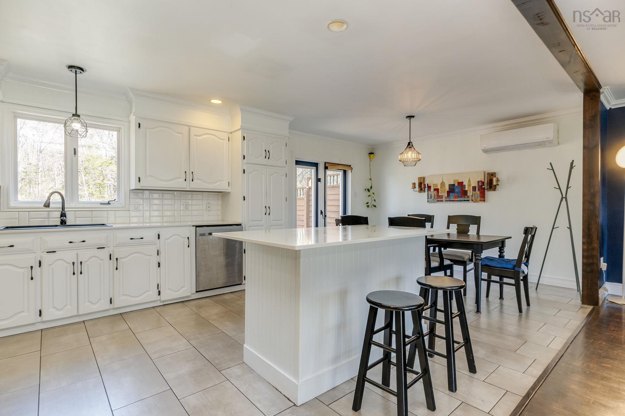 View image 18