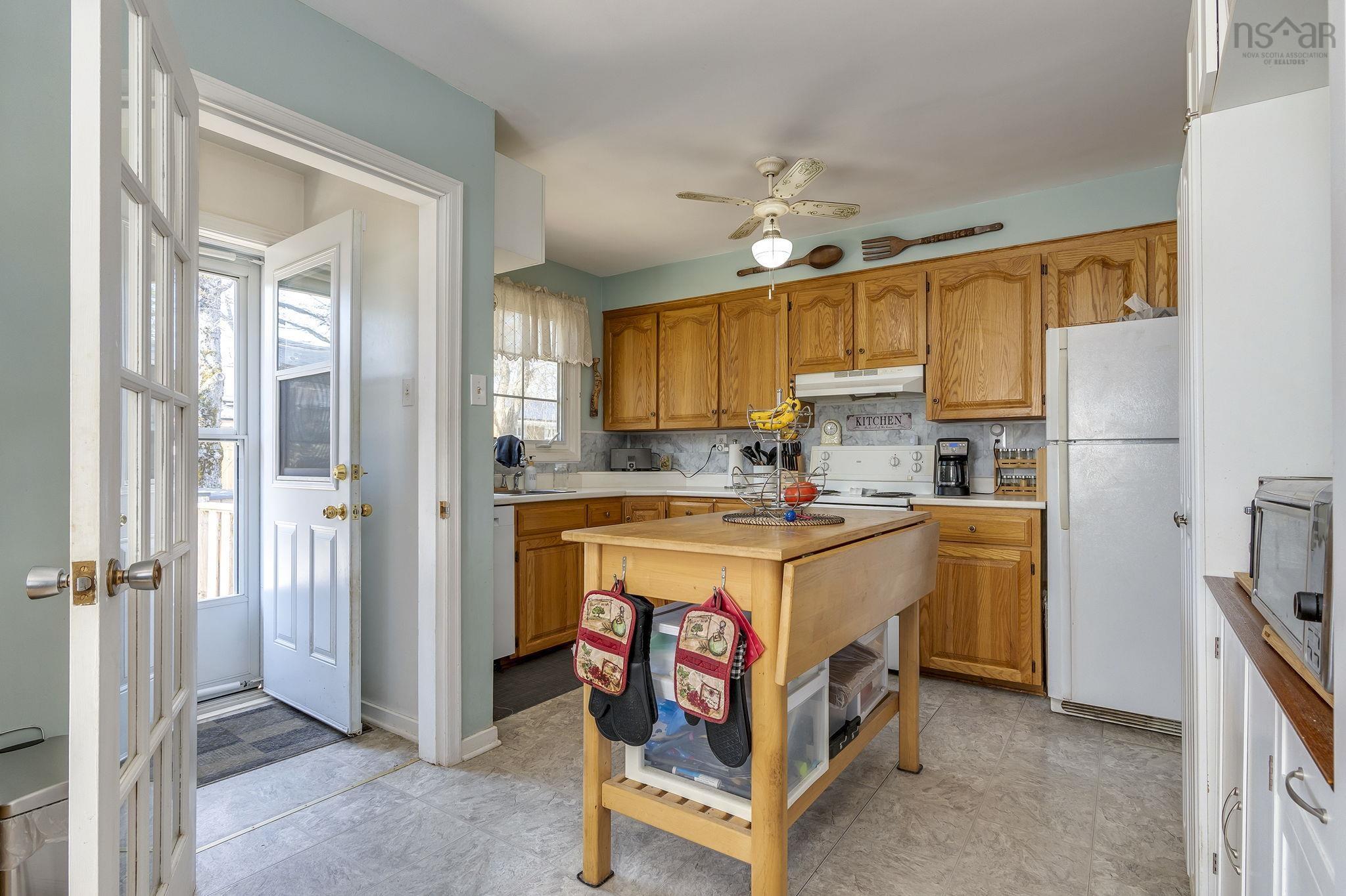 View image 11