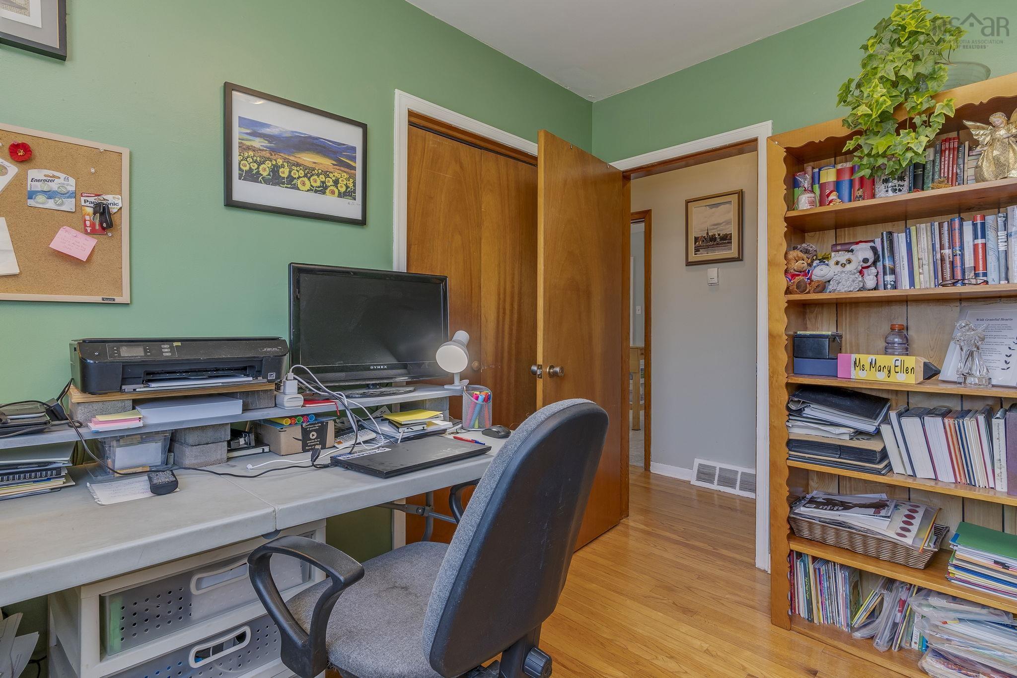 View image 18