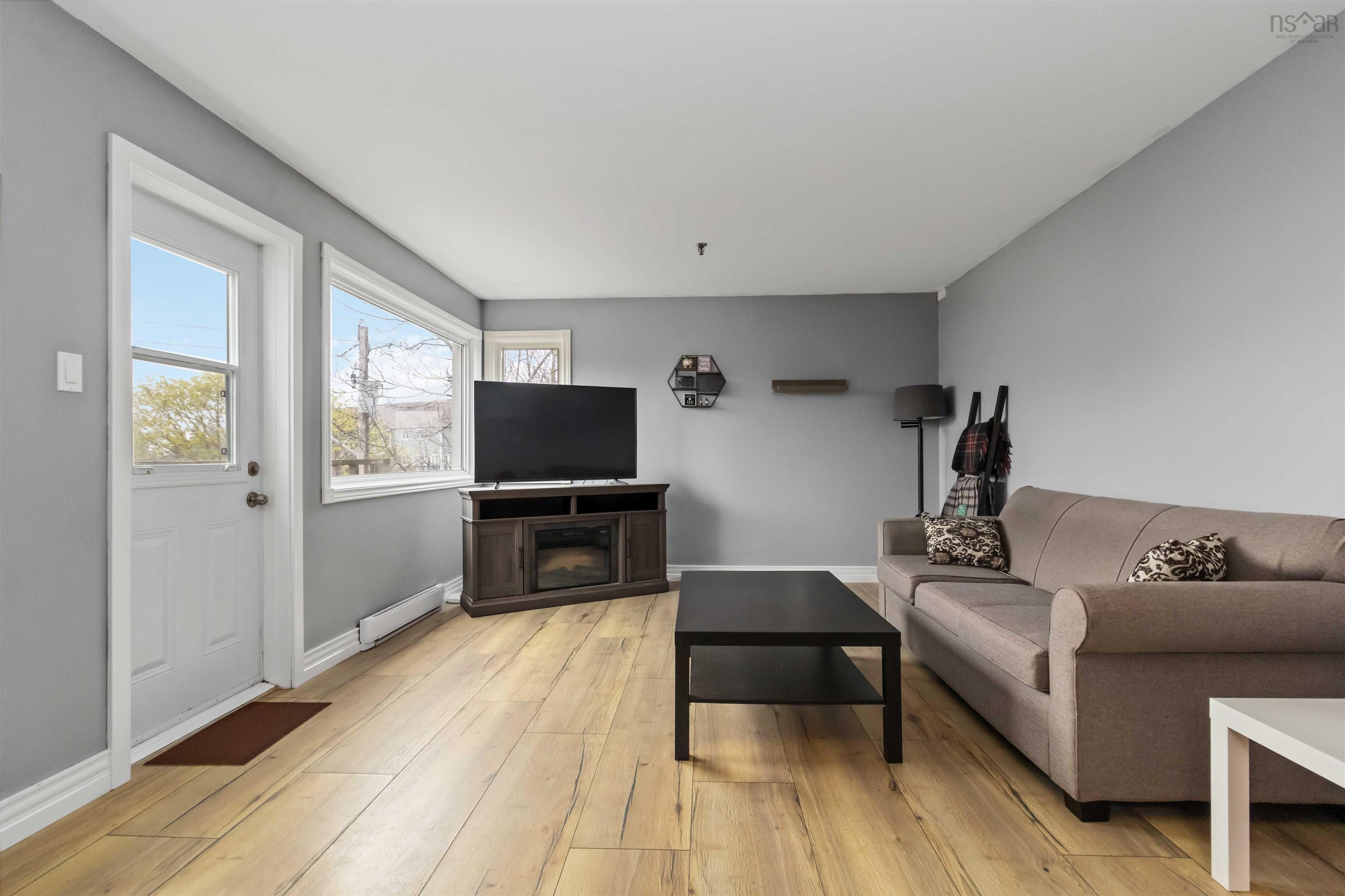 View image 10