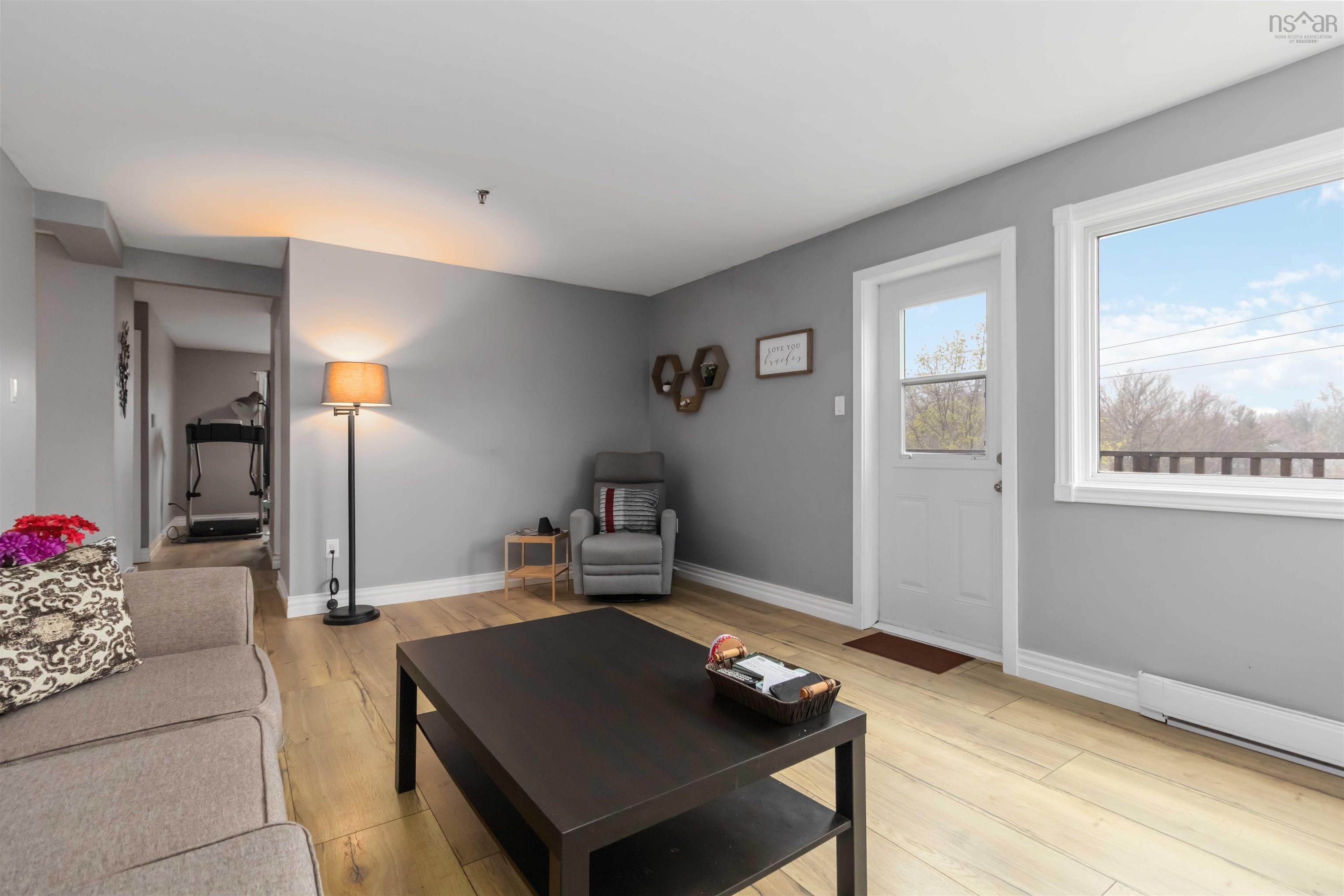 View image 12