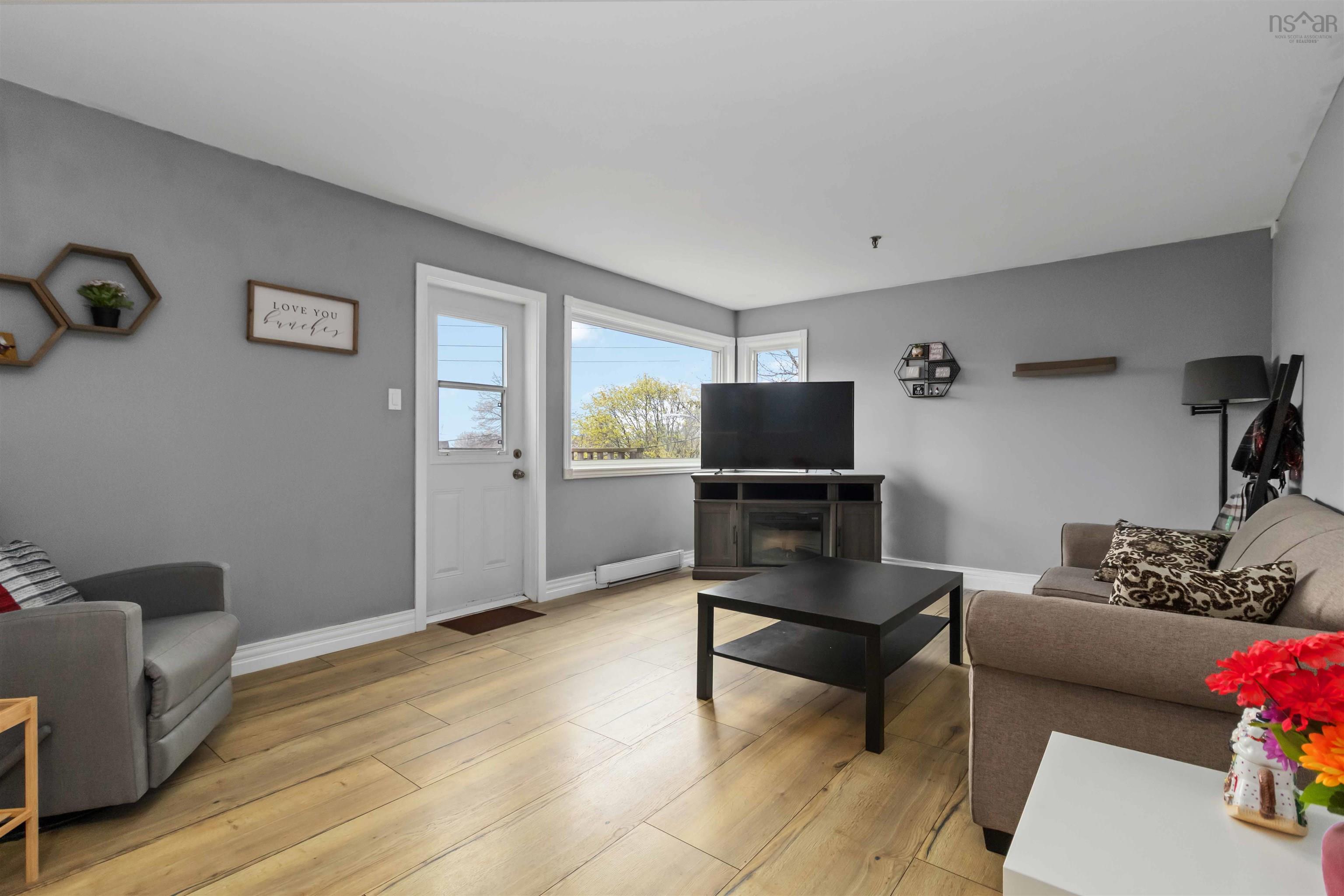 View image 9