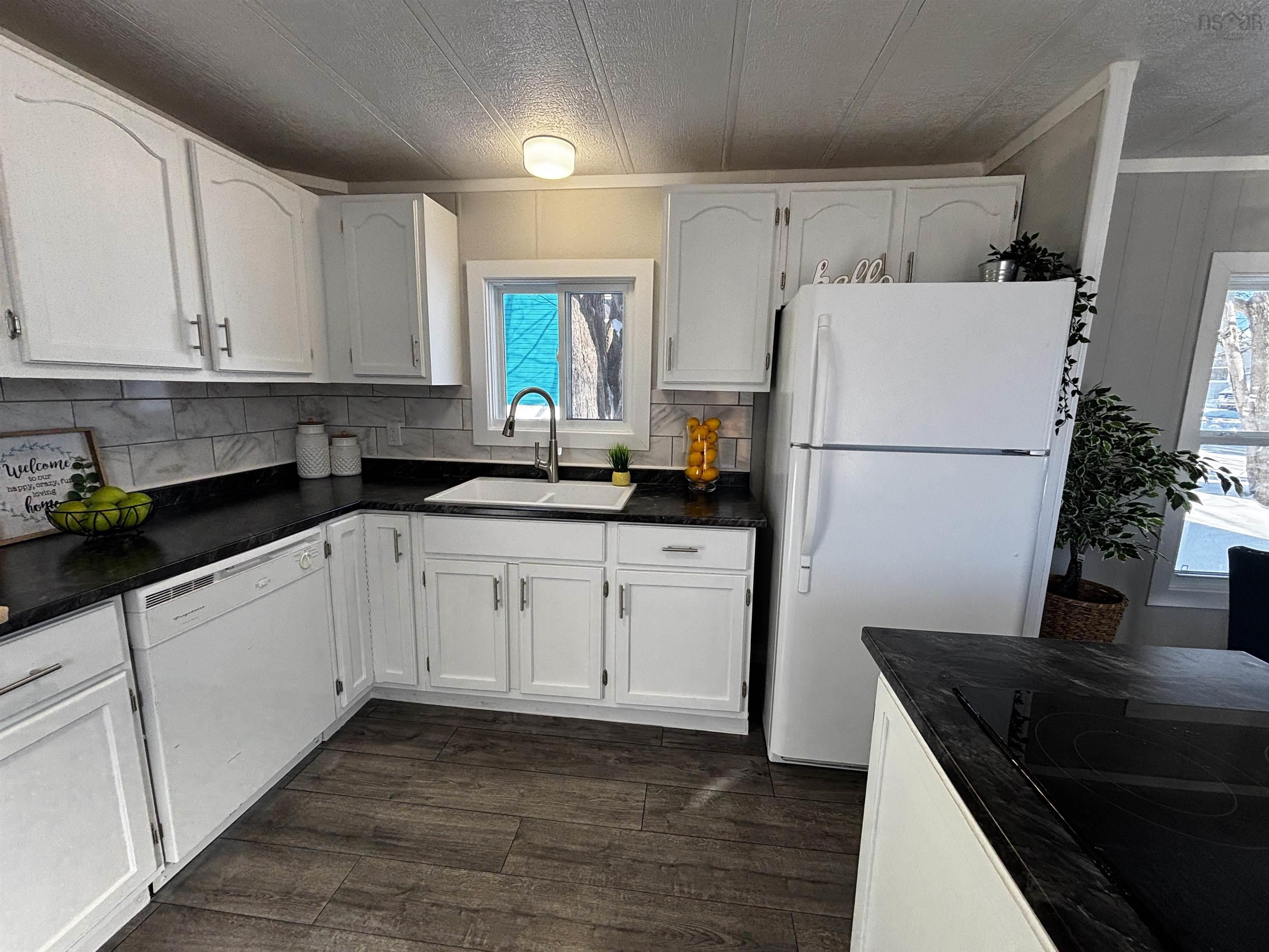 View image 8