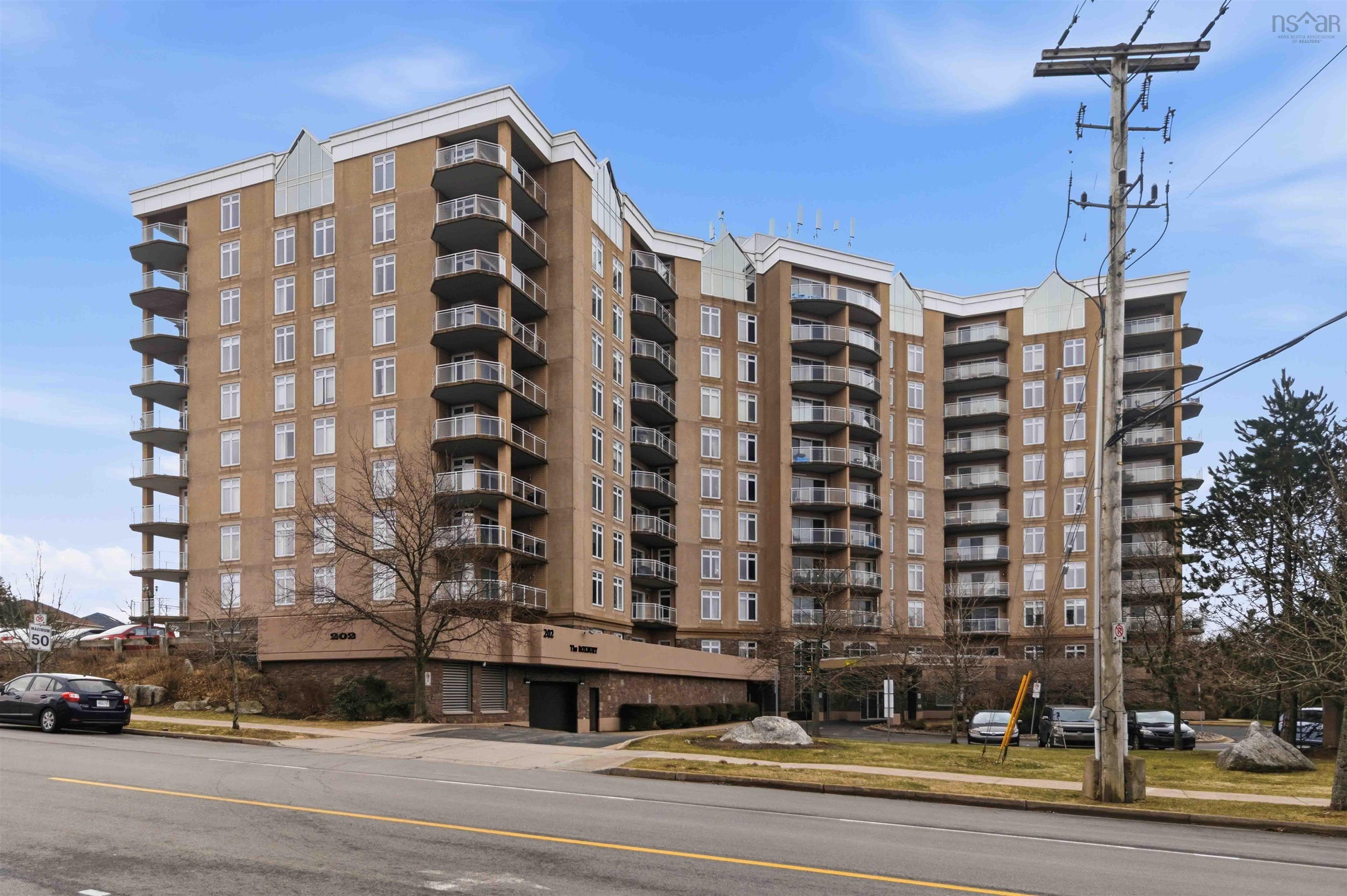 Thumbnail image for 112 202 Walter Havill Drive MLS<sup>®</sup> 202607515