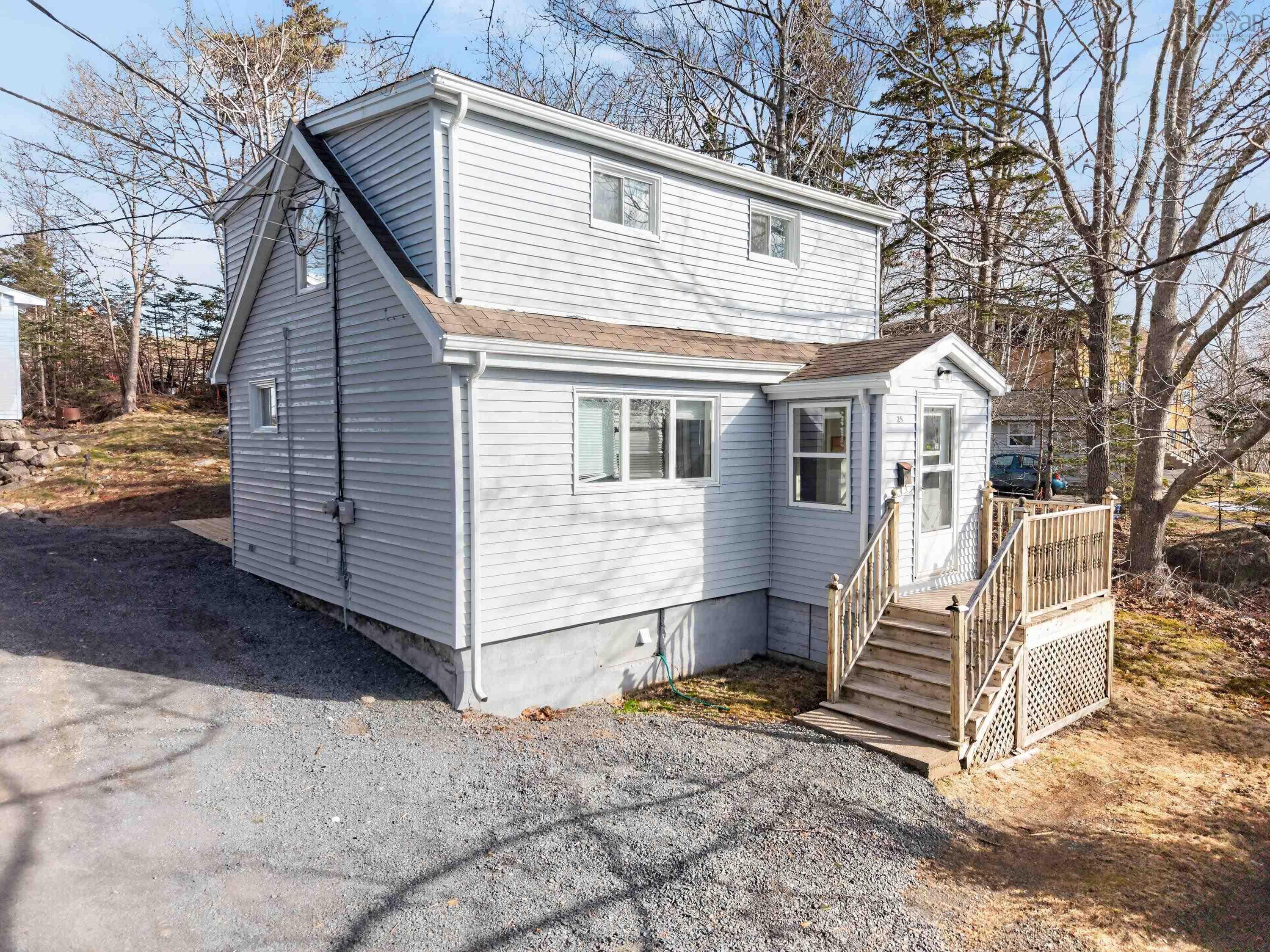 Thumbnail image for 25 Mansion Avenue MLS<sup>®</sup> 202607542