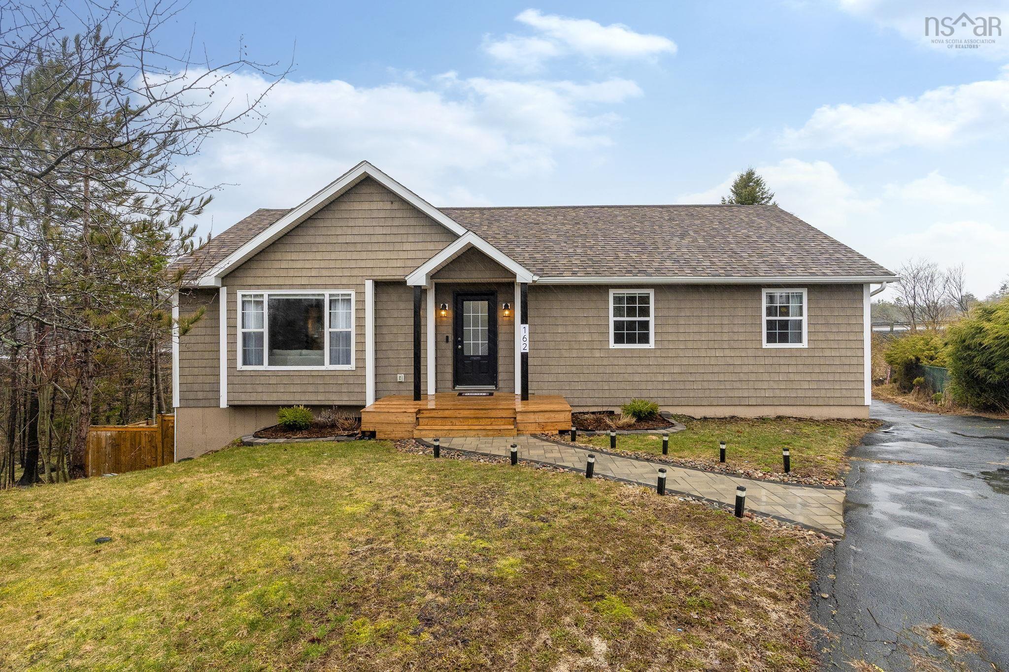 Thumbnail image for 162 Granville Road MLS<sup>®</sup> 202607574