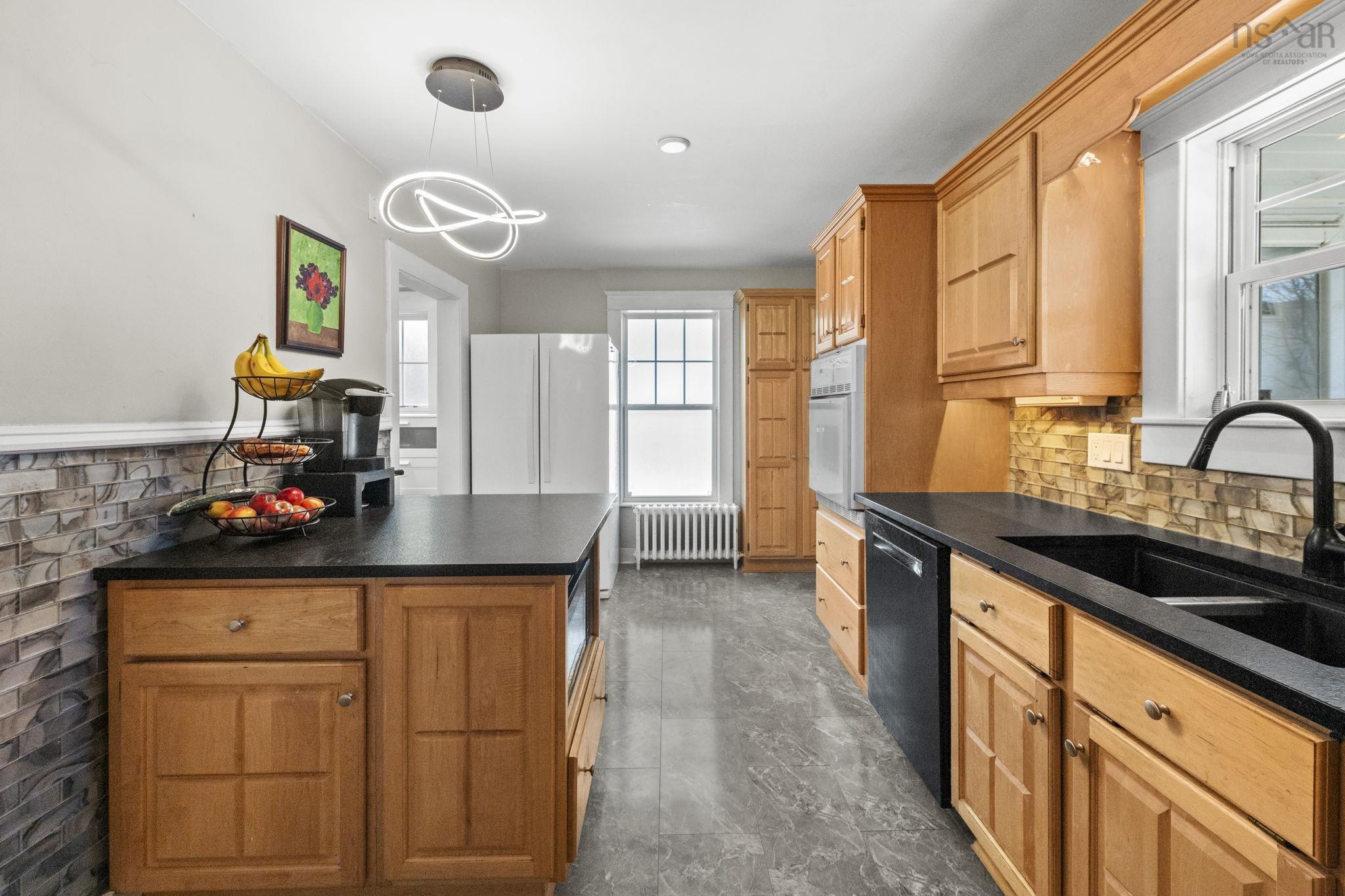 View image 10