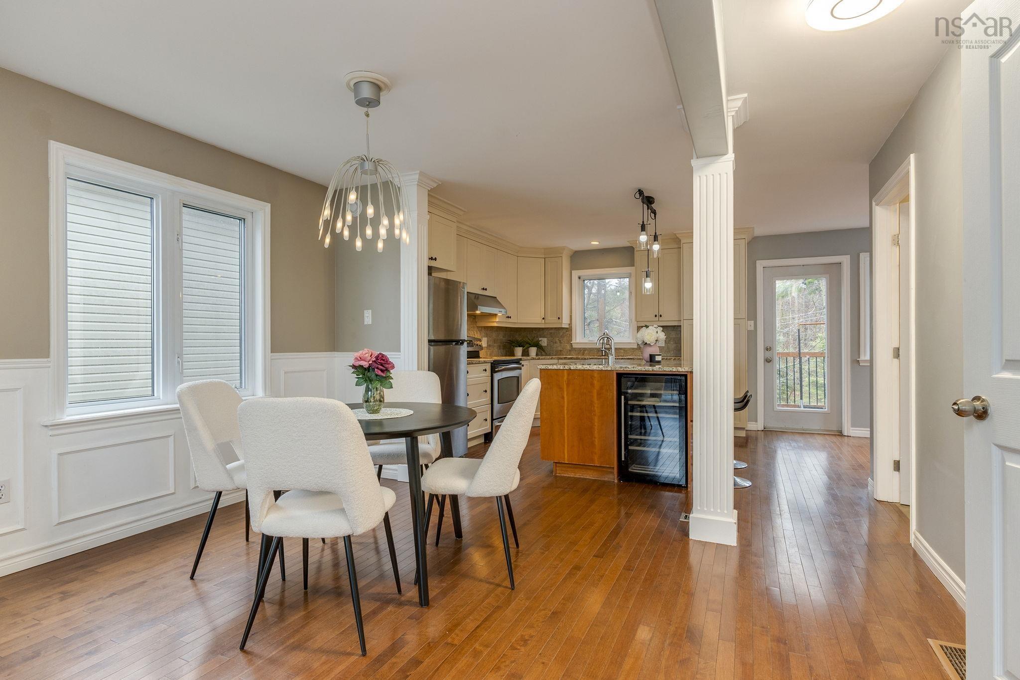 Thumbnail image for 53 Heathside Crescent MLS<sup>®</sup> 202607672