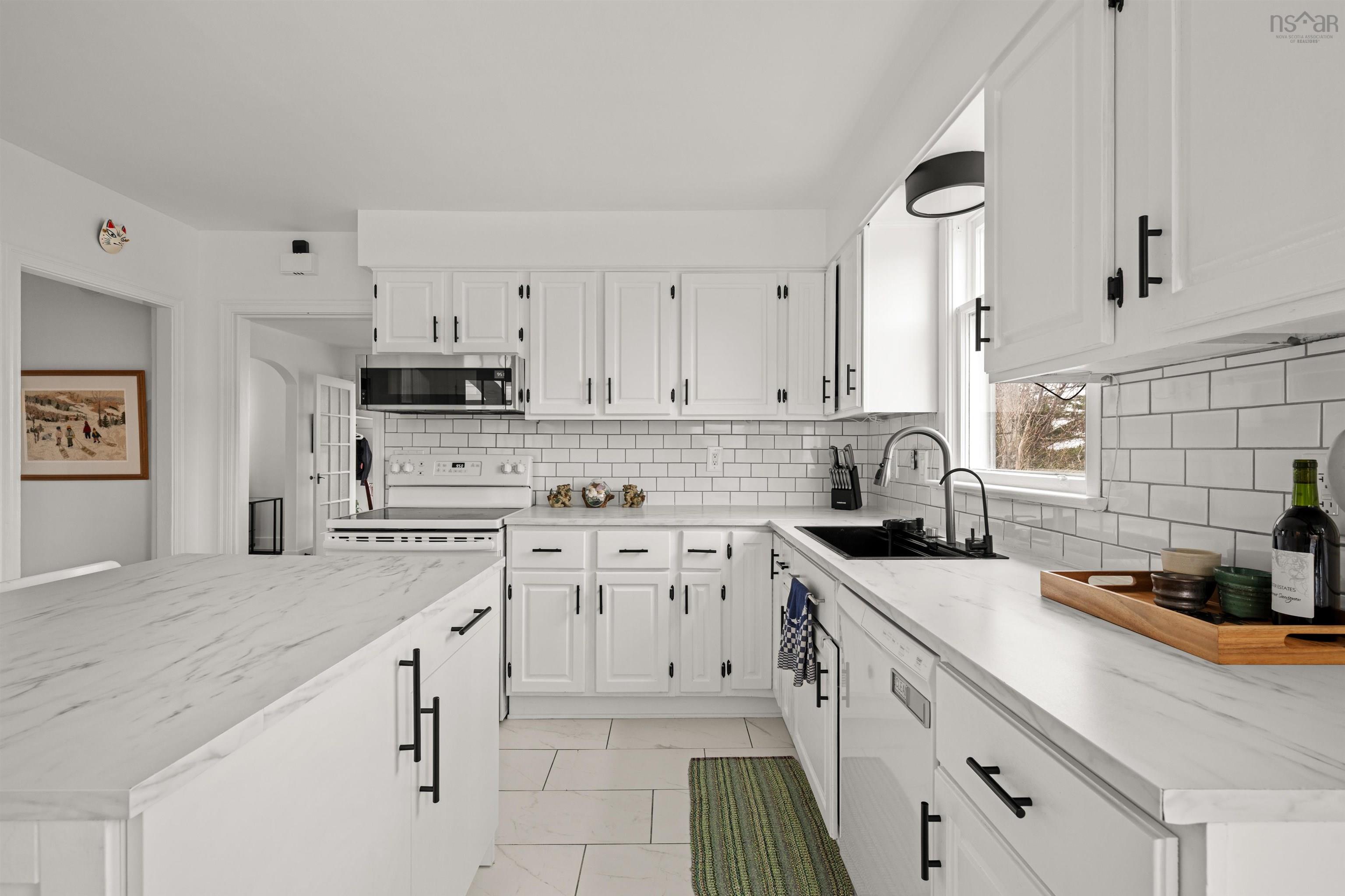 Thumbnail image for 3 Scotsburn Avenue MLS<sup>®</sup> 202607691