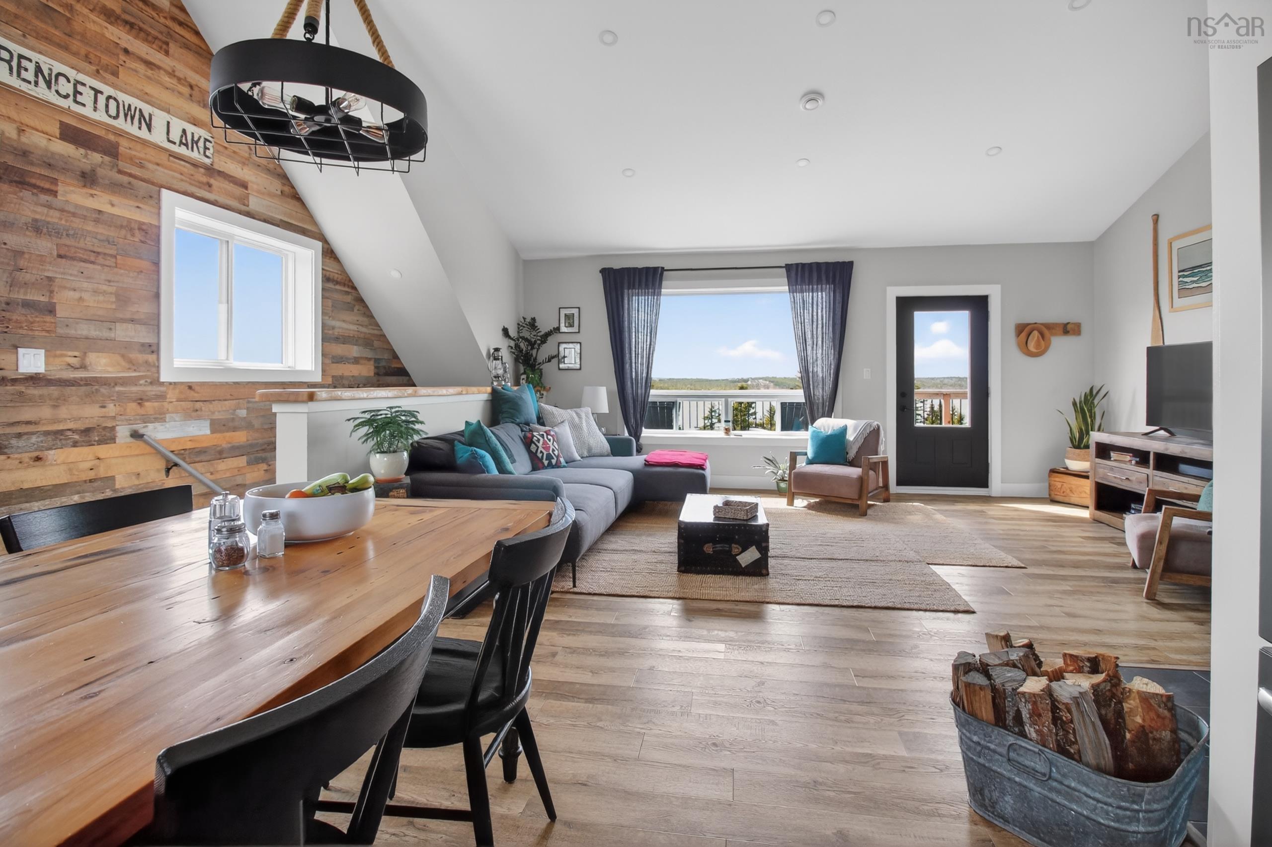 Thumbnail image for 232 Leslie Road MLS<sup>®</sup> 202607732