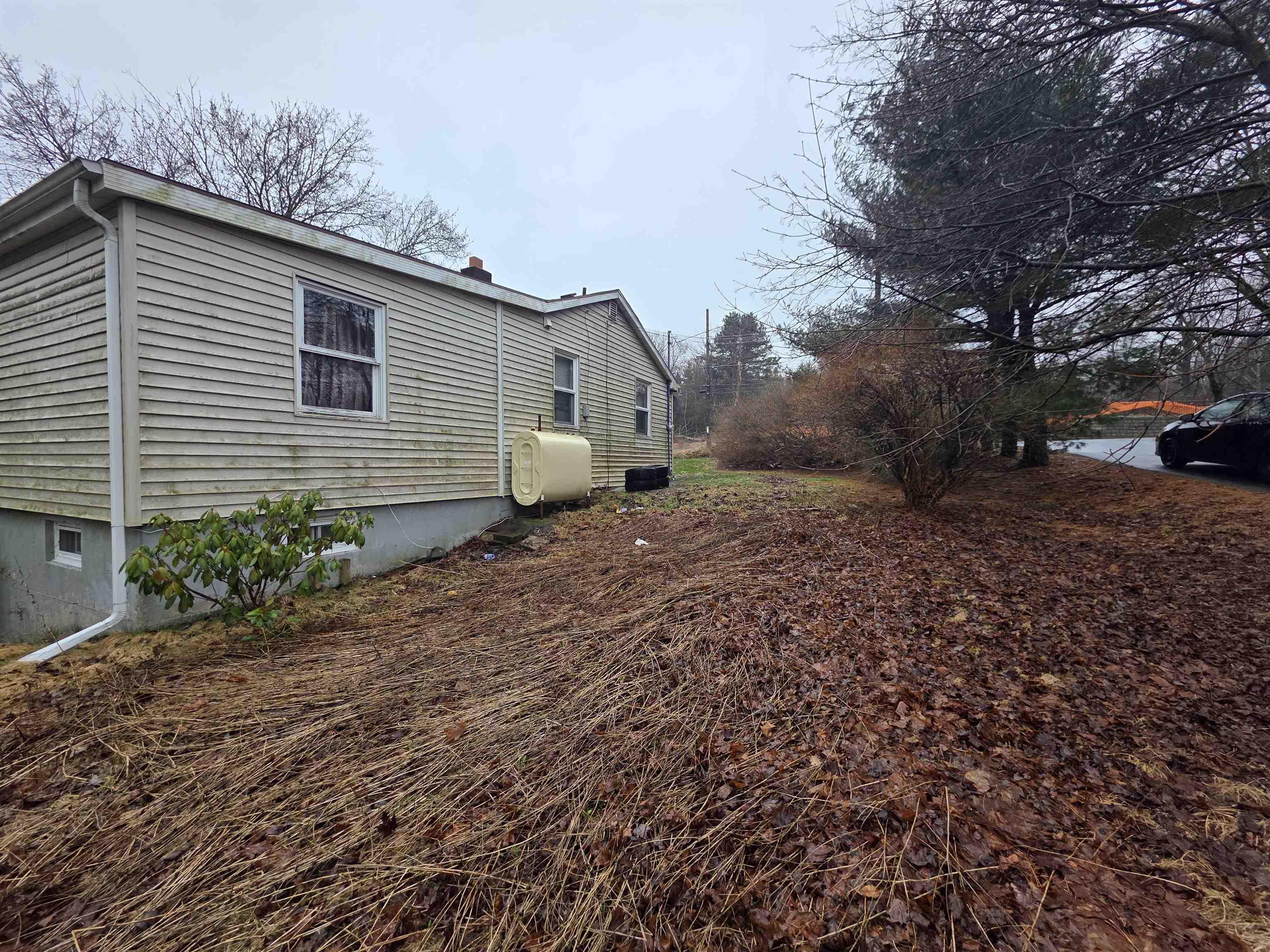 Thumbnail image for 365 HAMMONDS PLAINS Road MLS<sup>®</sup> 202607764