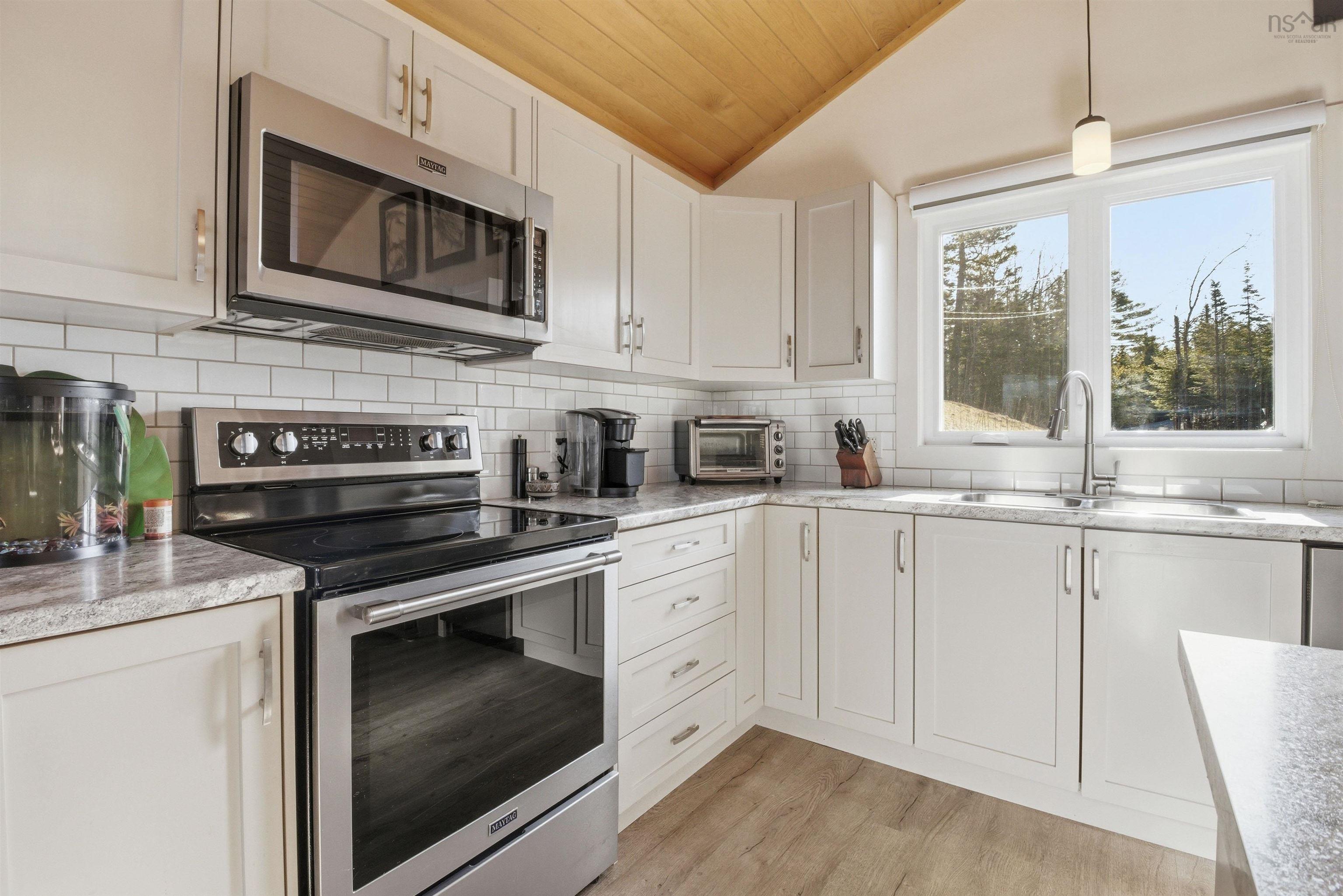 Thumbnail image for 253 Meek Arm Trail MLS<sup>®</sup> 202607786