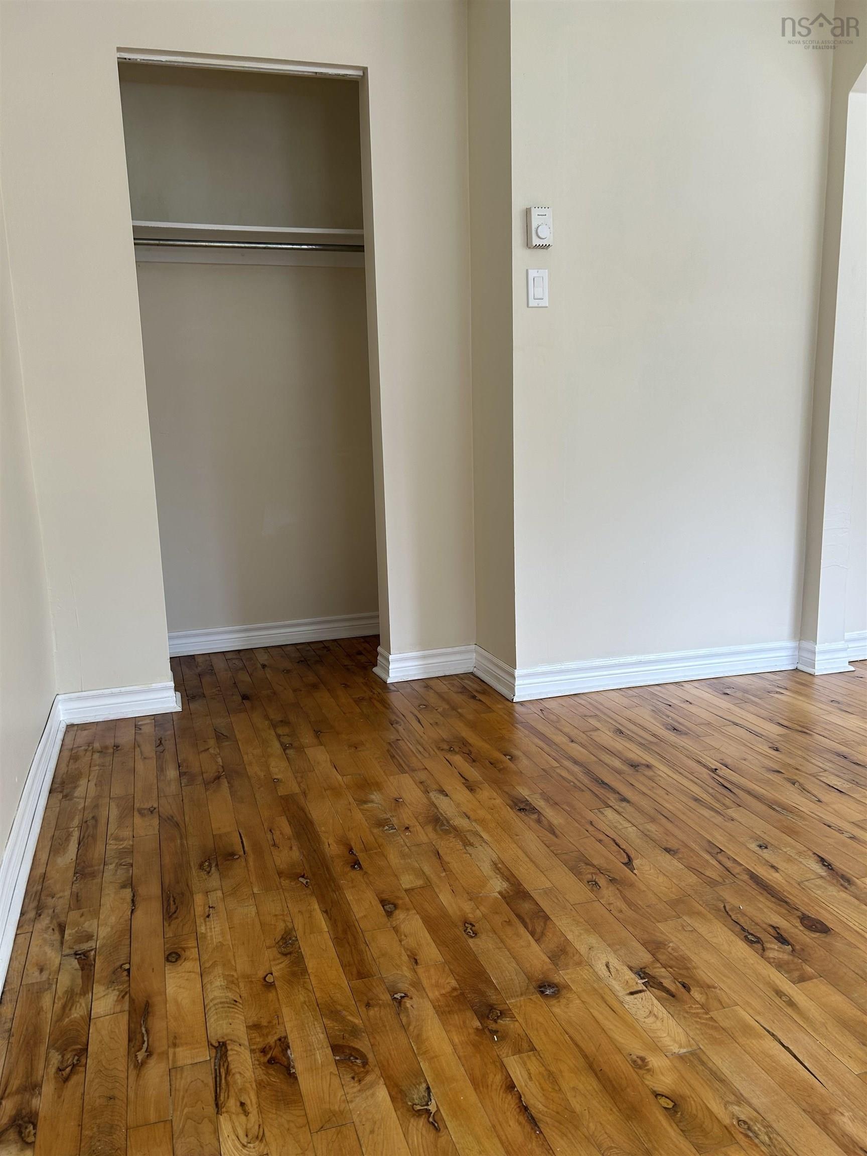 View image 25