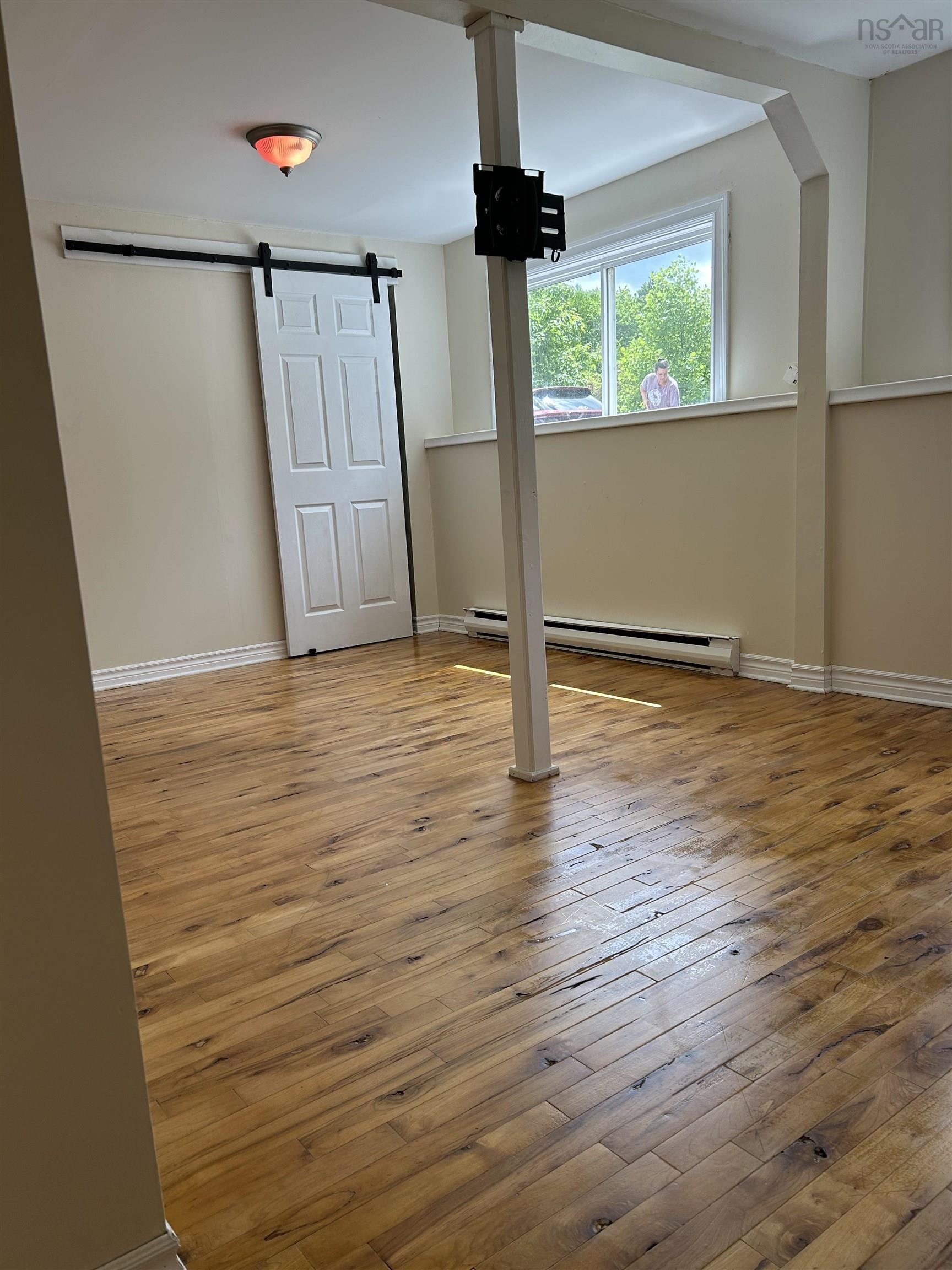 View image 26