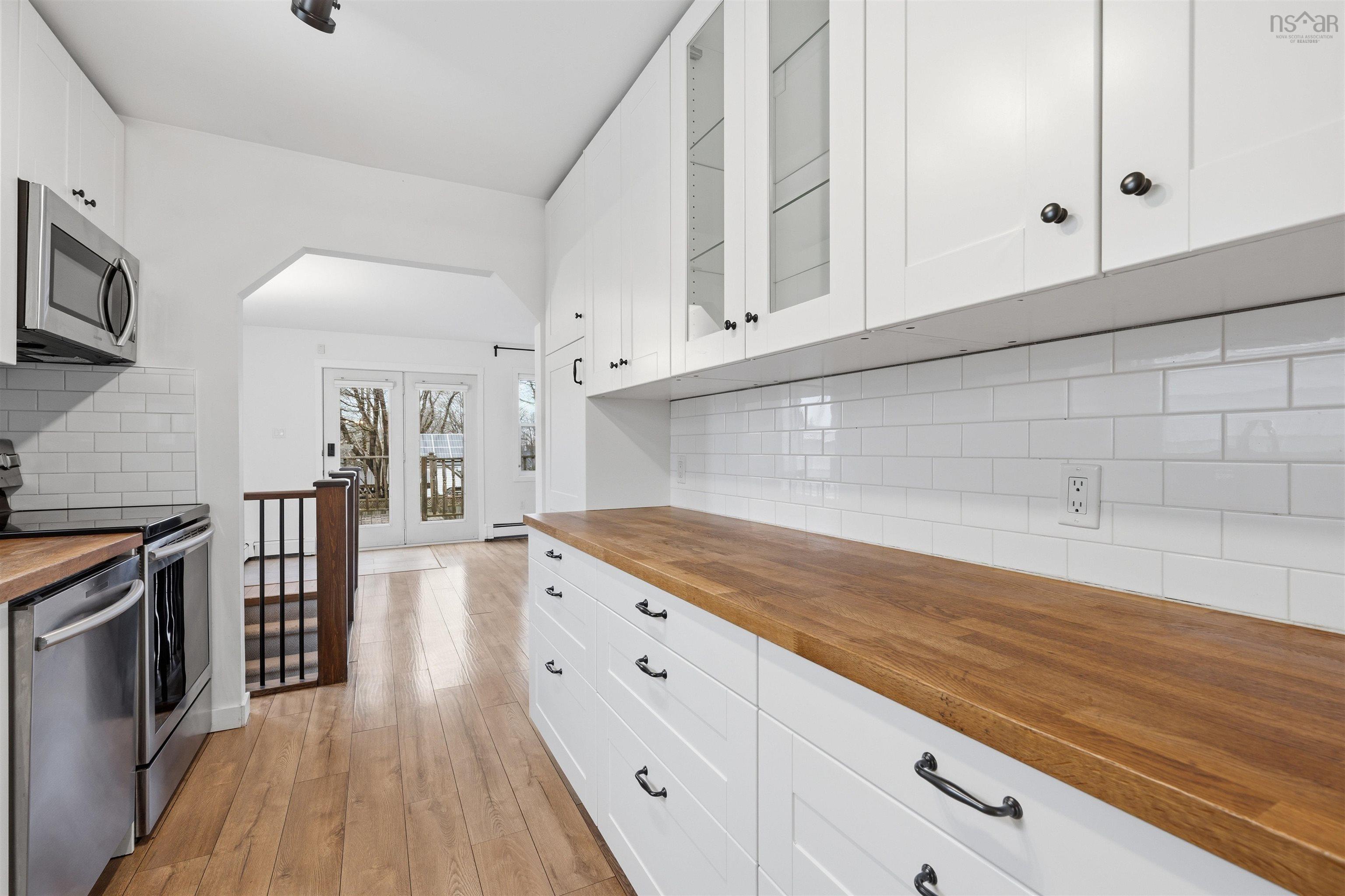 Thumbnail image for 6481 Liverpool Street MLS<sup>®</sup> 202607931