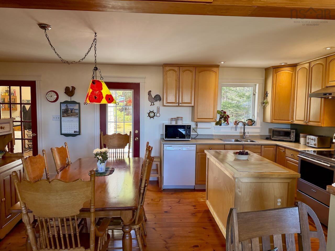 View image 11