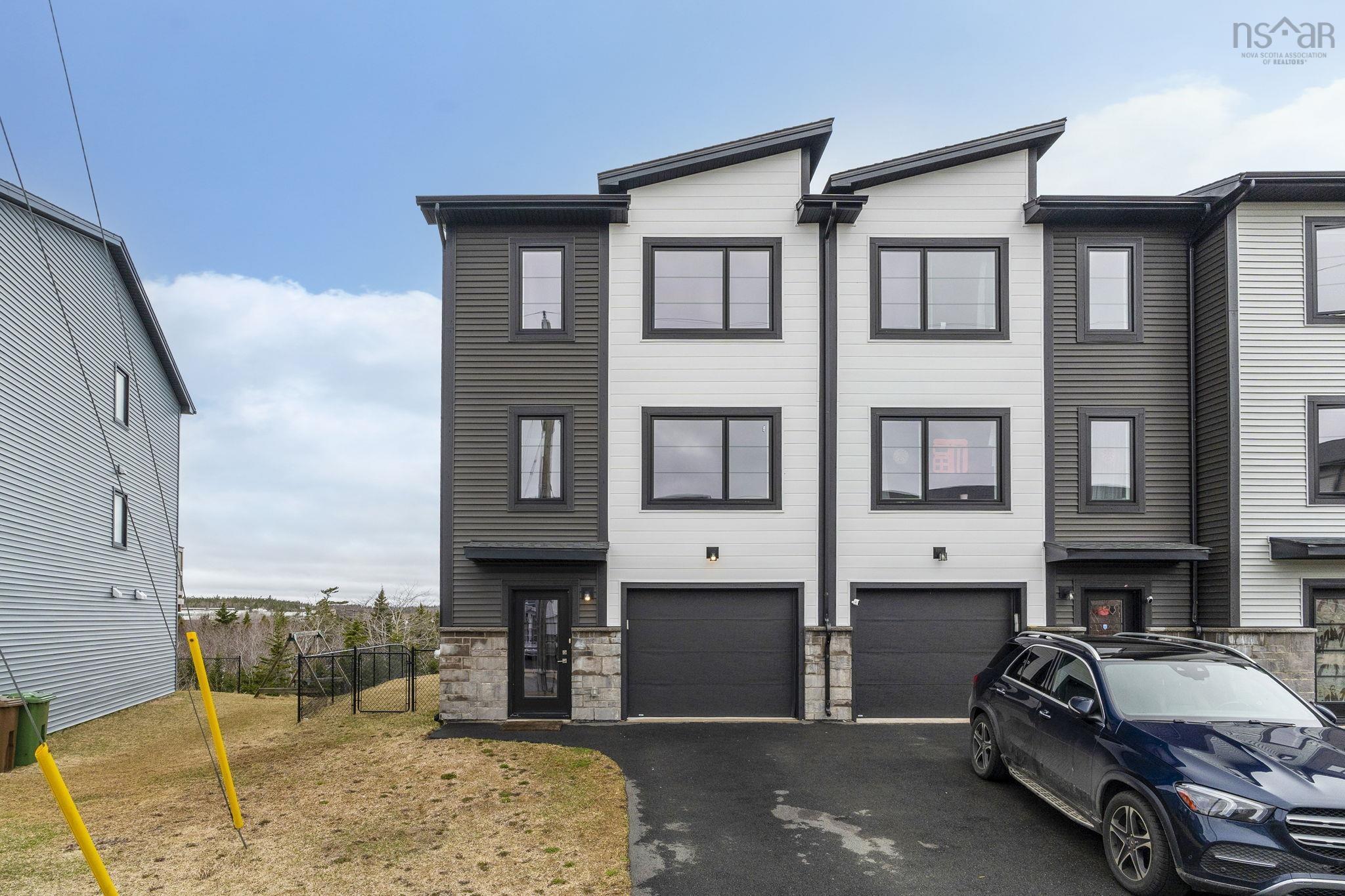 Thumbnail image for 61 Flatrock Crescent MLS<sup>®</sup> 202608017