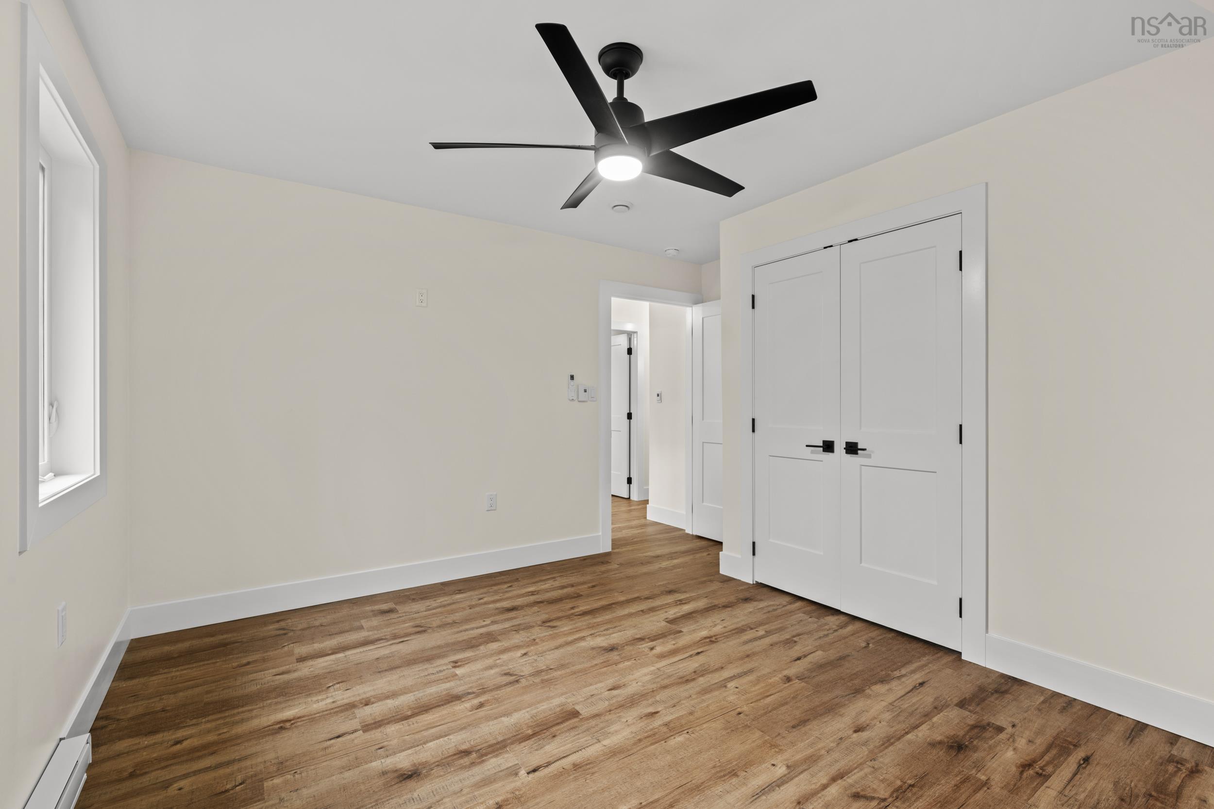 View image 18