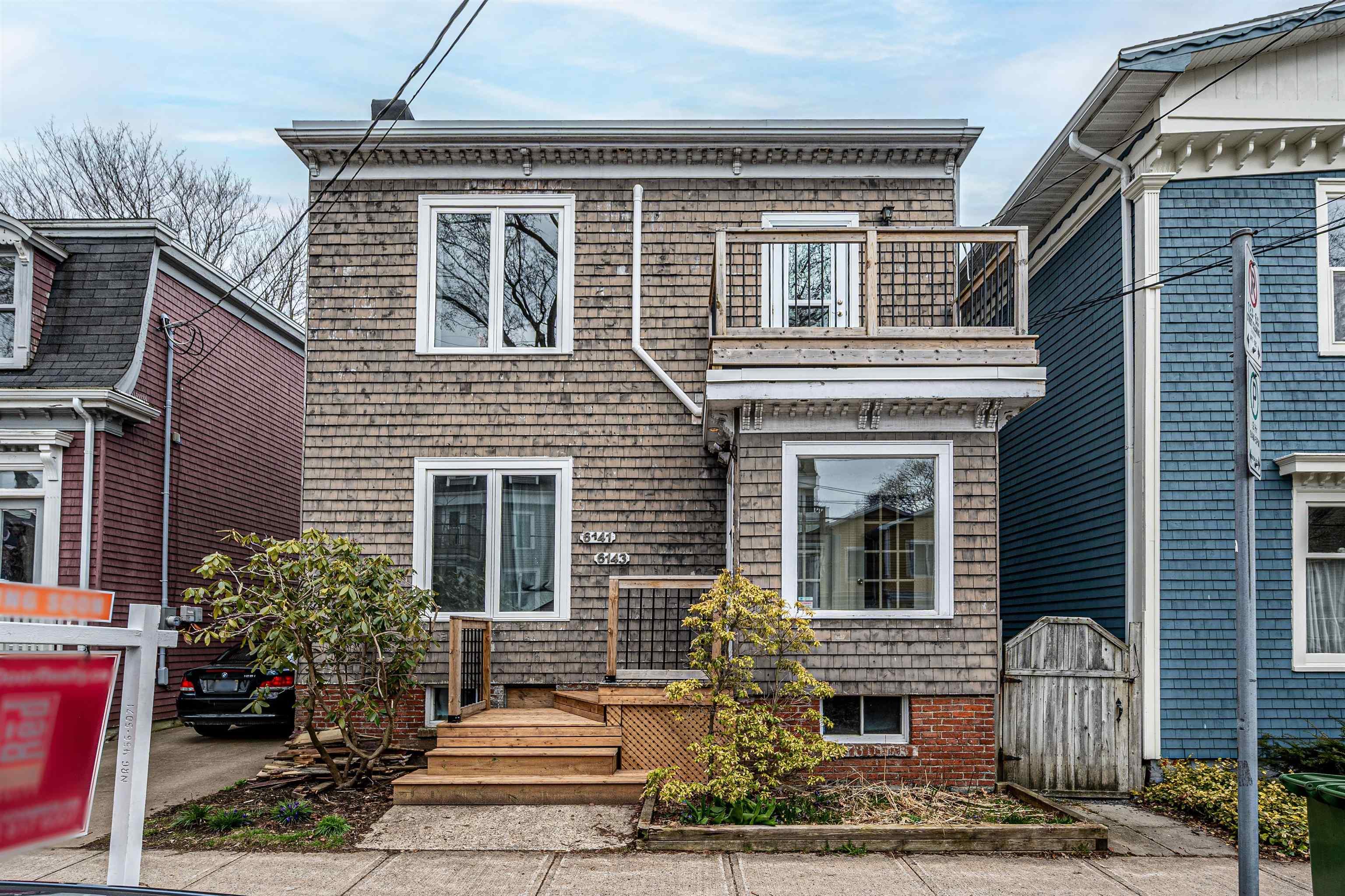 Thumbnail image for 6141/6143 Duncan Street MLS<sup>®</sup> 202608058