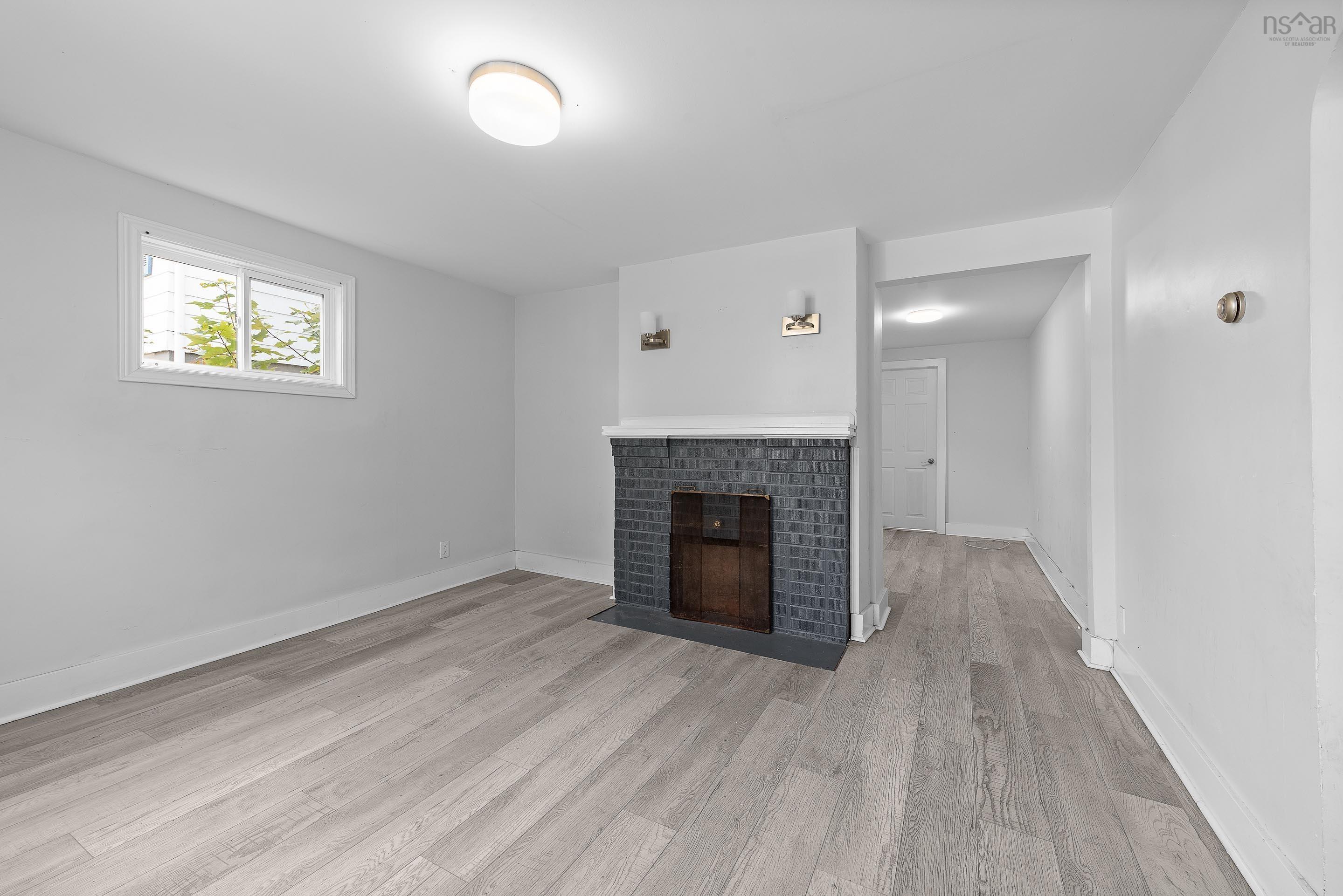 View image 9