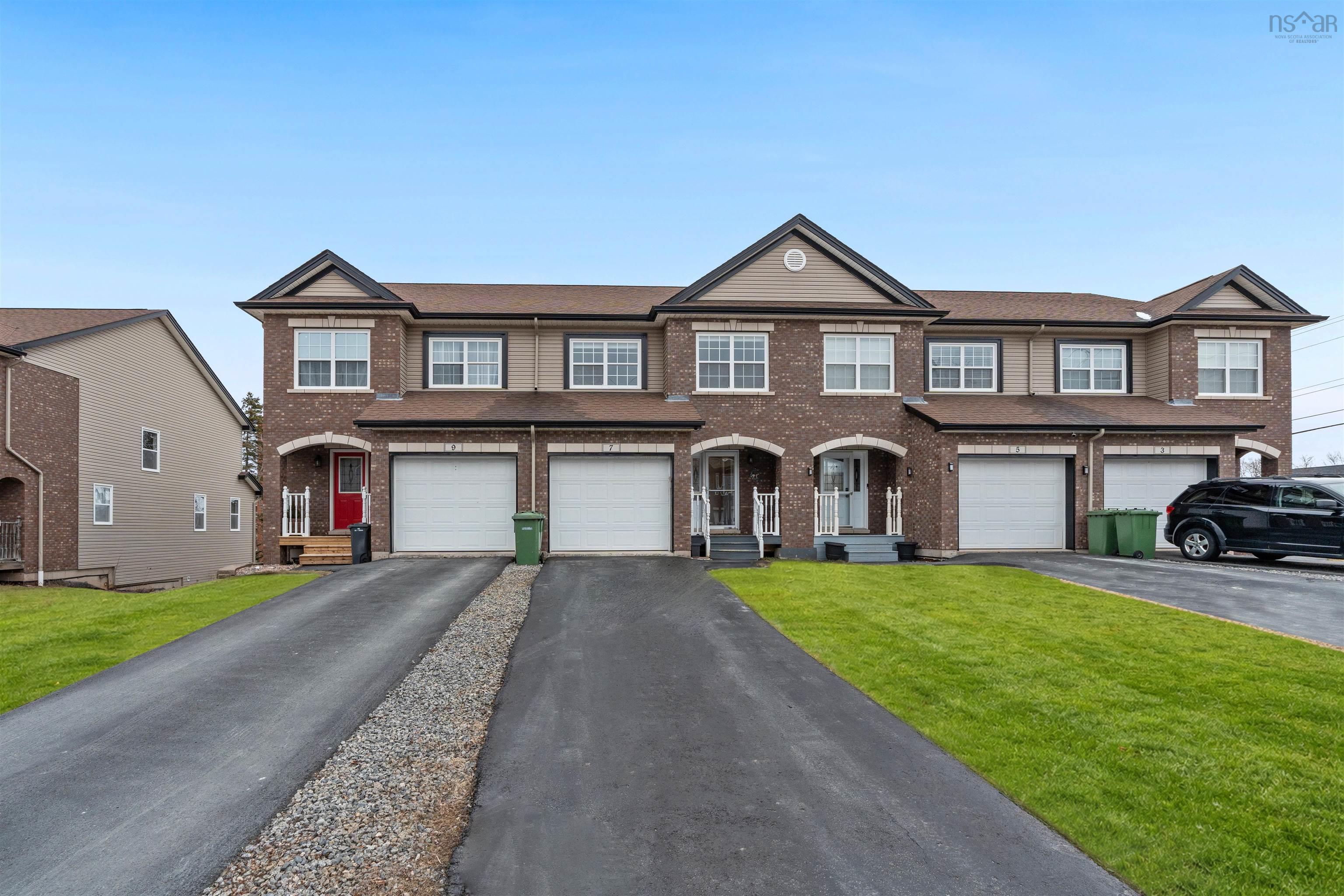 Thumbnail image for 7 Morningfield Lane MLS<sup>®</sup> 202608074